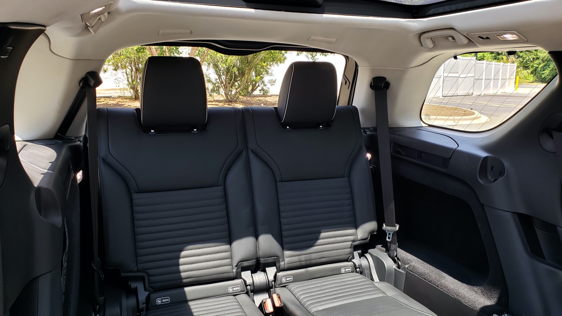 Used 2017 Land Rover DISCOVERY HSE LUXURY / SC V6 / NAV / DRIVE PRO / VISION ASSIST for sale Sold at Formula Imports in Charlotte NC 28227 26