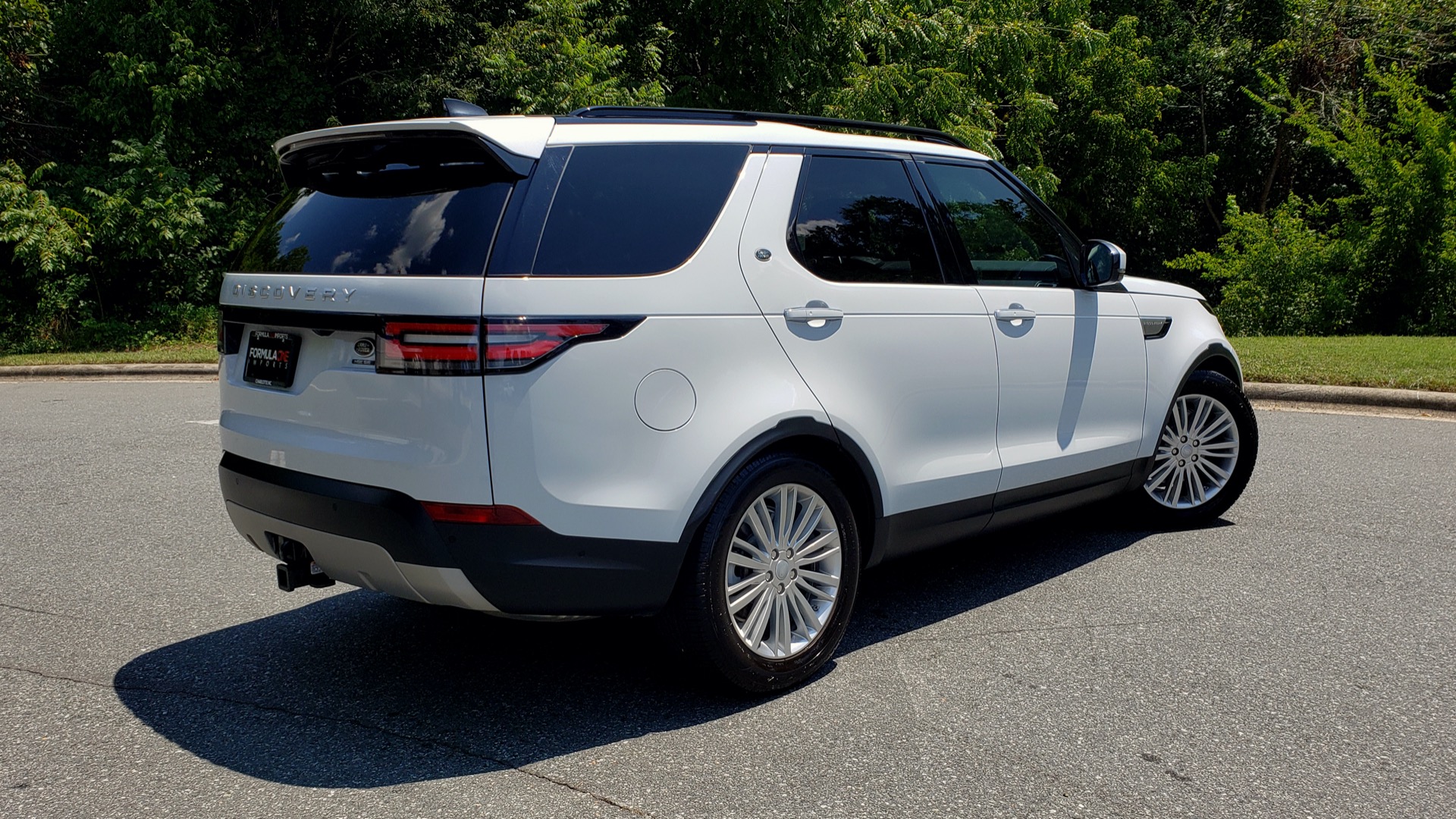 Used 2017 Land Rover DISCOVERY HSE LUXURY / SC V6 / NAV / DRIVE PRO / VISION ASSIST for sale Sold at Formula Imports in Charlotte NC 28227 6