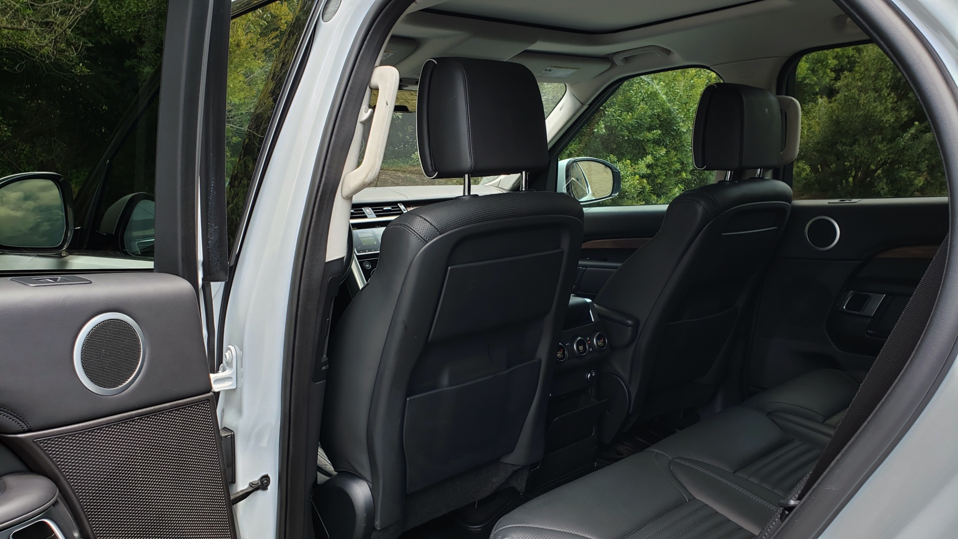 Used 2017 Land Rover DISCOVERY HSE LUXURY / SC V6 / NAV / DRIVE PRO / VISION ASSIST for sale Sold at Formula Imports in Charlotte NC 28227 68