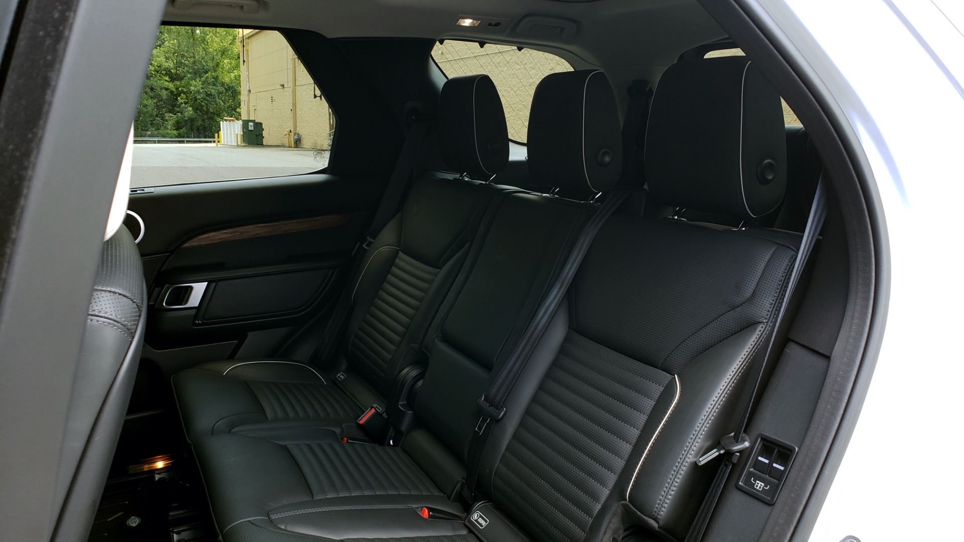 Used 2017 Land Rover DISCOVERY HSE LUXURY / SC V6 / NAV / DRIVE PRO / VISION ASSIST for sale Sold at Formula Imports in Charlotte NC 28227 69