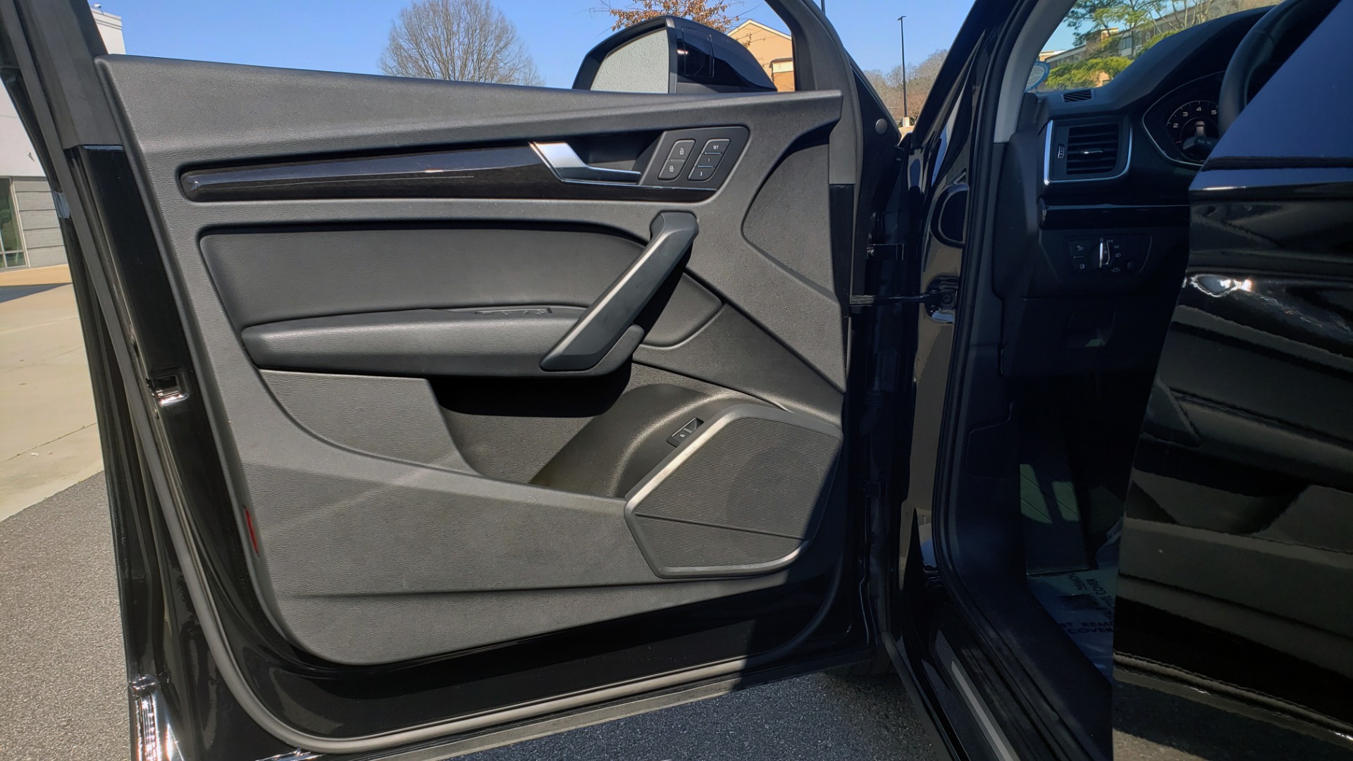 Used 2018 Audi Q5 PREMIUM PLUS / NAV / PANO-ROOF / CLD WTHR / REARVIEW for sale Sold at Formula Imports in Charlotte NC 28227 30