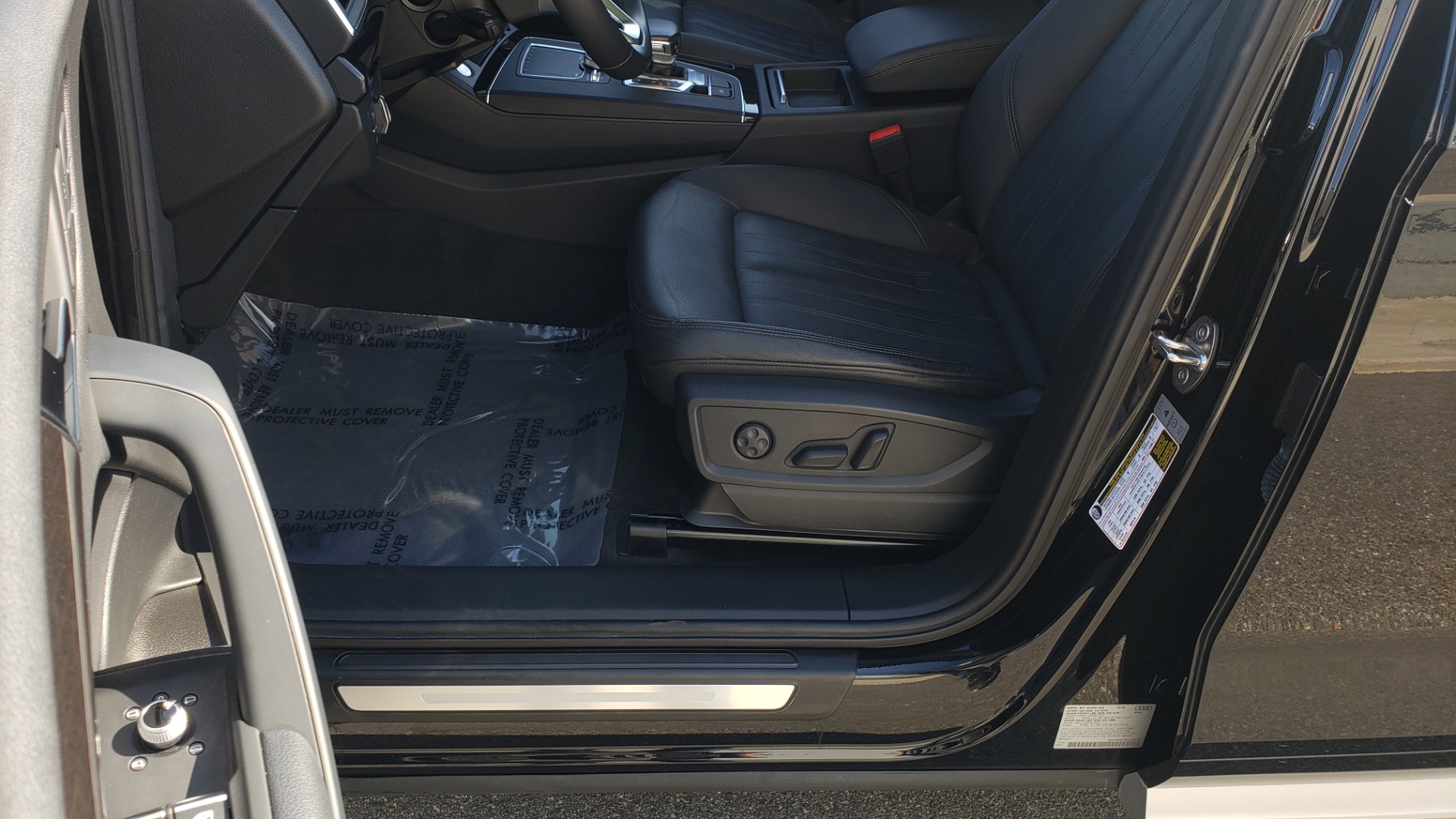 Used 2018 Audi Q5 PREMIUM PLUS / NAV / PANO-ROOF / CLD WTHR / REARVIEW for sale Sold at Formula Imports in Charlotte NC 28227 32