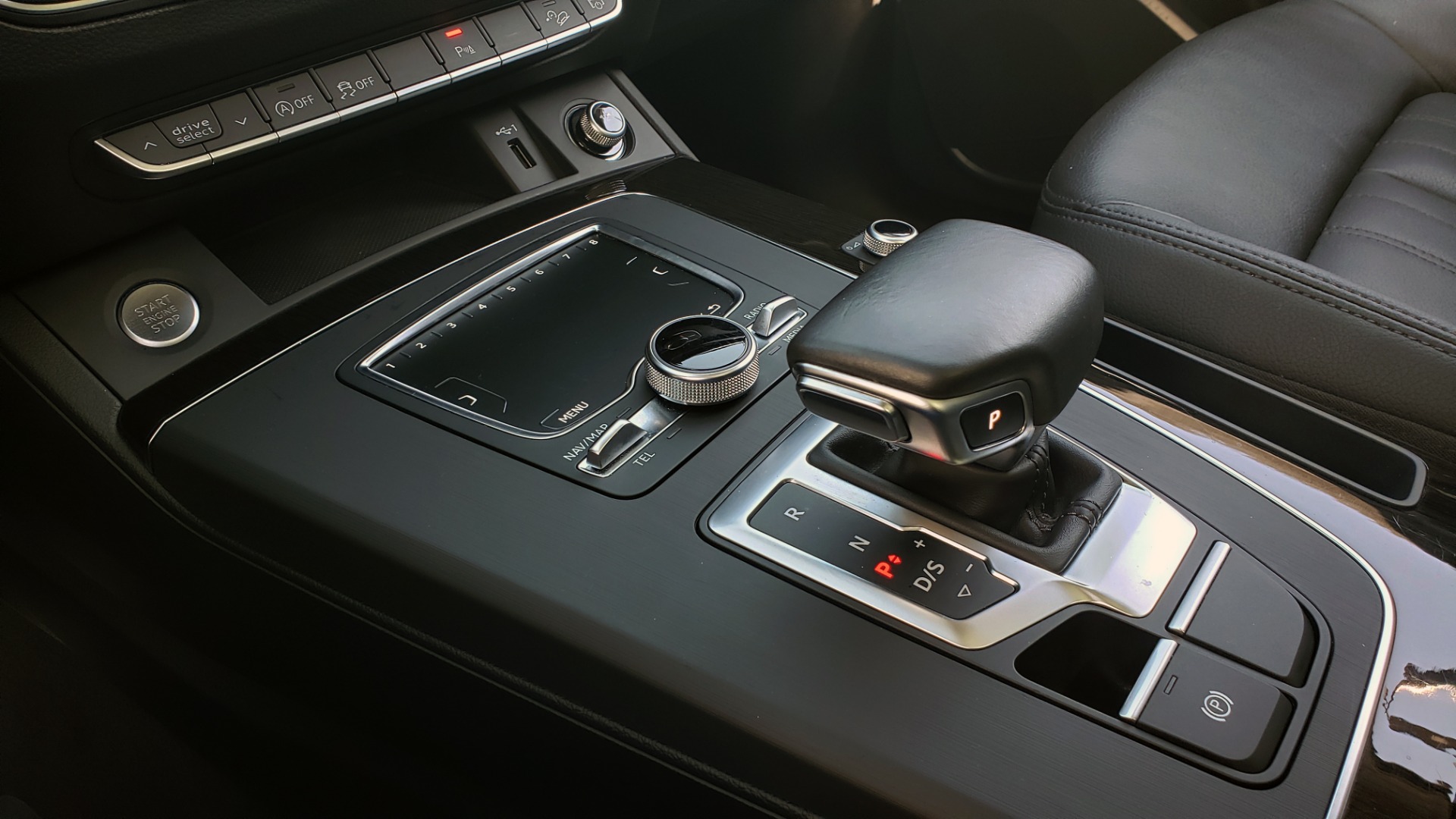 Used 2018 Audi Q5 PREMIUM PLUS / NAV / PANO-ROOF / CLD WTHR / REARVIEW for sale Sold at Formula Imports in Charlotte NC 28227 48