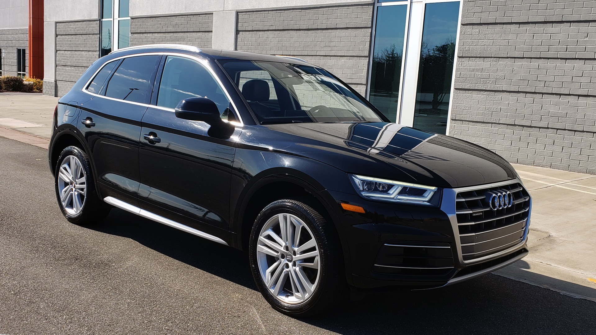 Used 2018 Audi Q5 PREMIUM PLUS / NAV / PANO-ROOF / CLD WTHR / REARVIEW for sale Sold at Formula Imports in Charlotte NC 28227 6