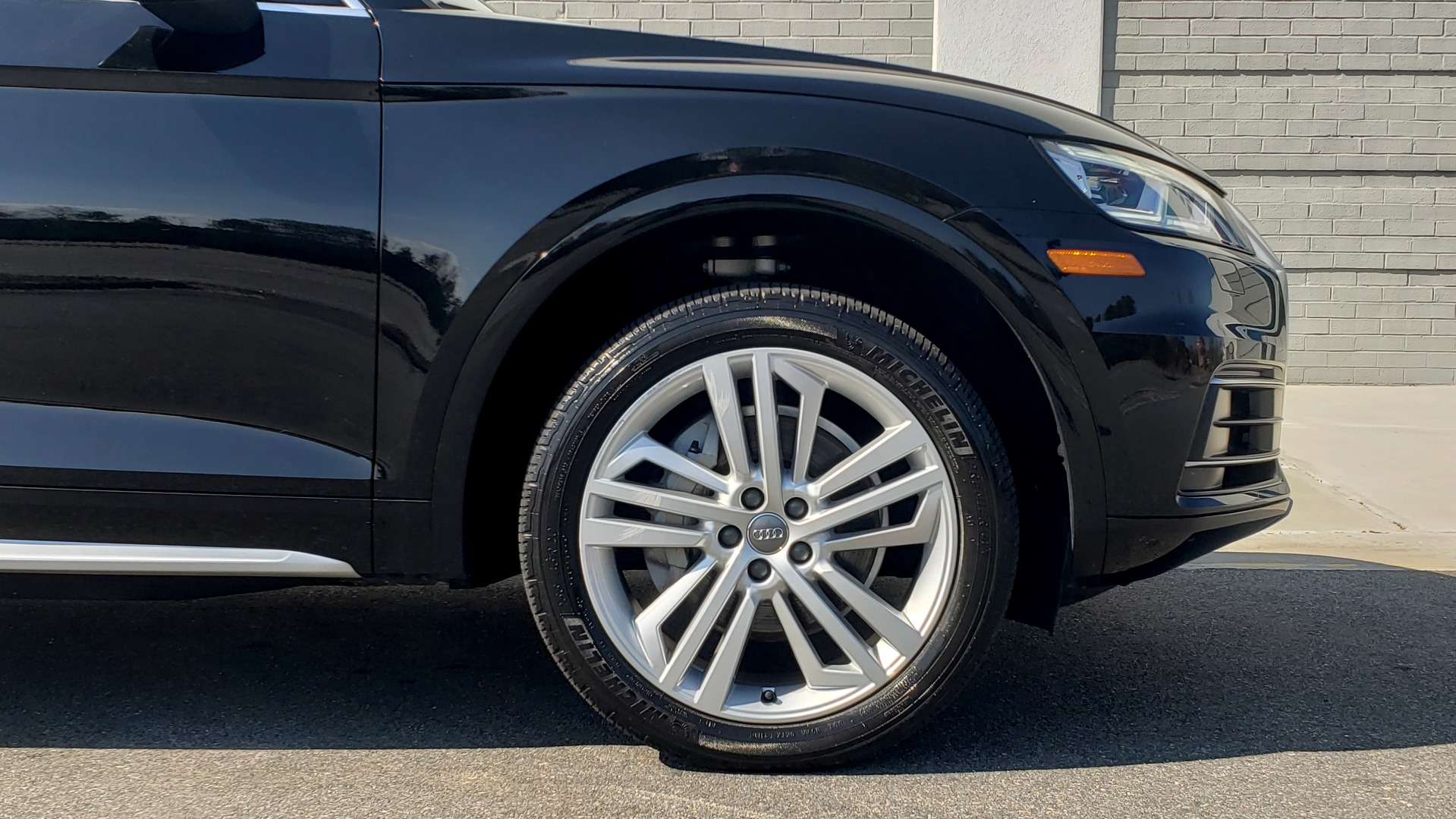 Used 2018 Audi Q5 PREMIUM PLUS / NAV / PANO-ROOF / CLD WTHR / REARVIEW for sale Sold at Formula Imports in Charlotte NC 28227 86