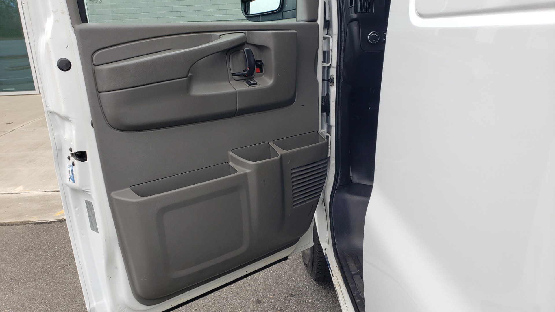 Used 2013 Chevrolet EXPRESS CARGO VAN 2500 / 135IN WB / STORAGE RACKS / RUNS GREAT for sale Sold at Formula Imports in Charlotte NC 28227 27