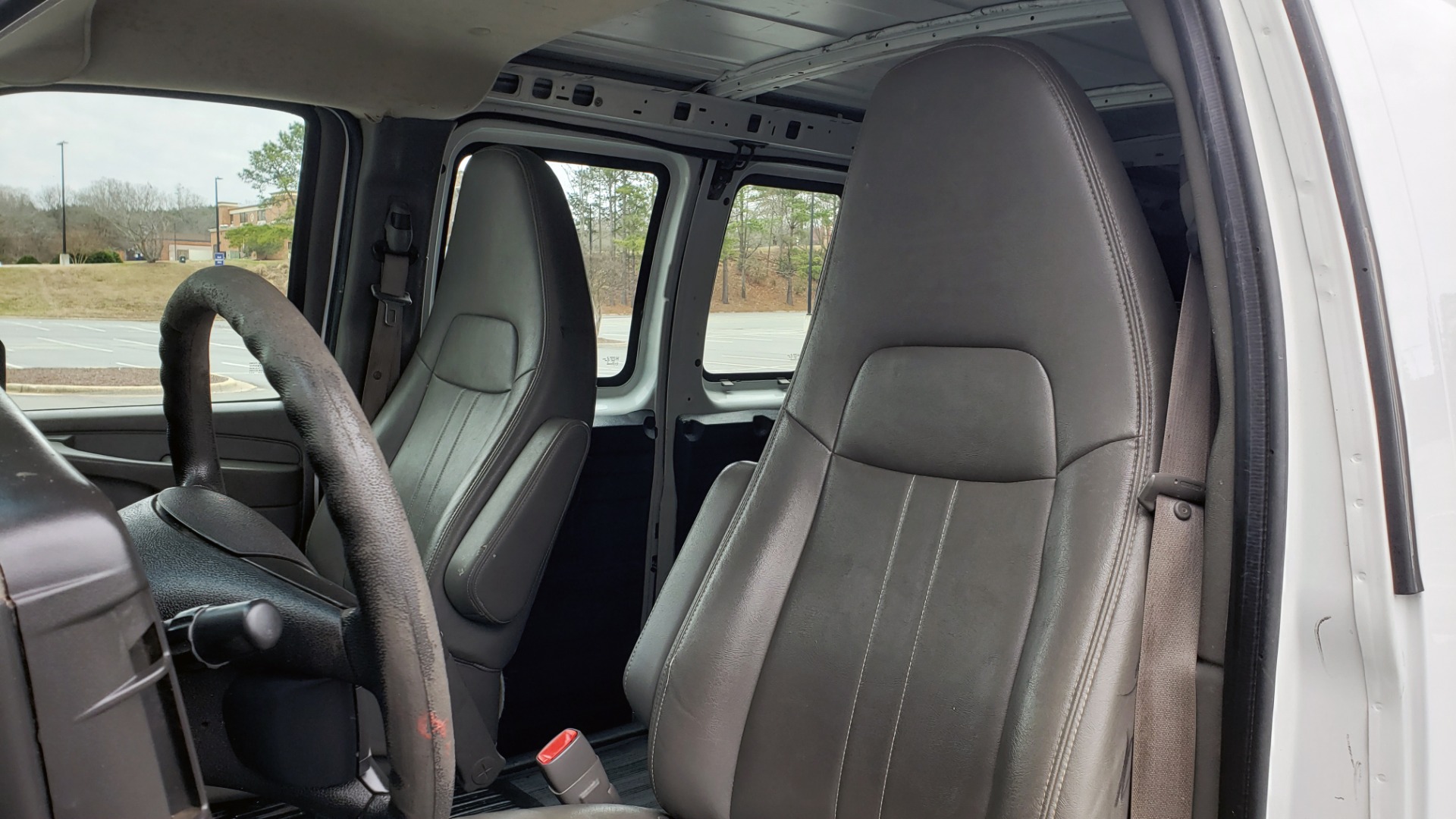 Used 2013 Chevrolet EXPRESS CARGO VAN 2500 / 135IN WB / STORAGE RACKS / RUNS GREAT for sale Sold at Formula Imports in Charlotte NC 28227 33