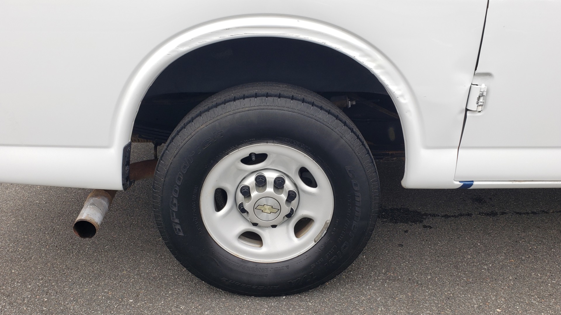 Used 2013 Chevrolet EXPRESS CARGO VAN 2500 / 135IN WB / STORAGE RACKS / RUNS GREAT for sale Sold at Formula Imports in Charlotte NC 28227 52