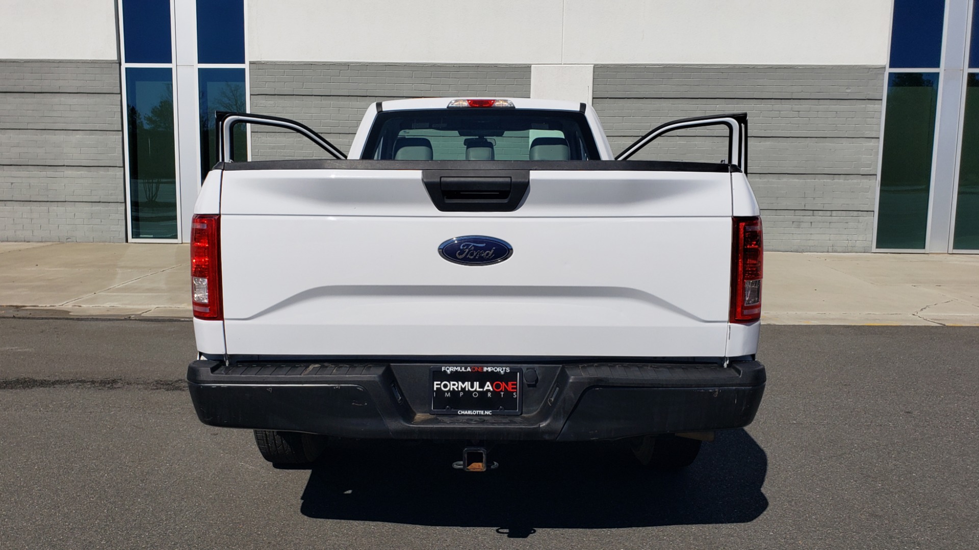 Used 2016 Ford F-150 XL / 2WD / V6 / AUTO / LONG BED / 141IN WB / WORK TRUCK for sale Sold at Formula Imports in Charlotte NC 28227 27
