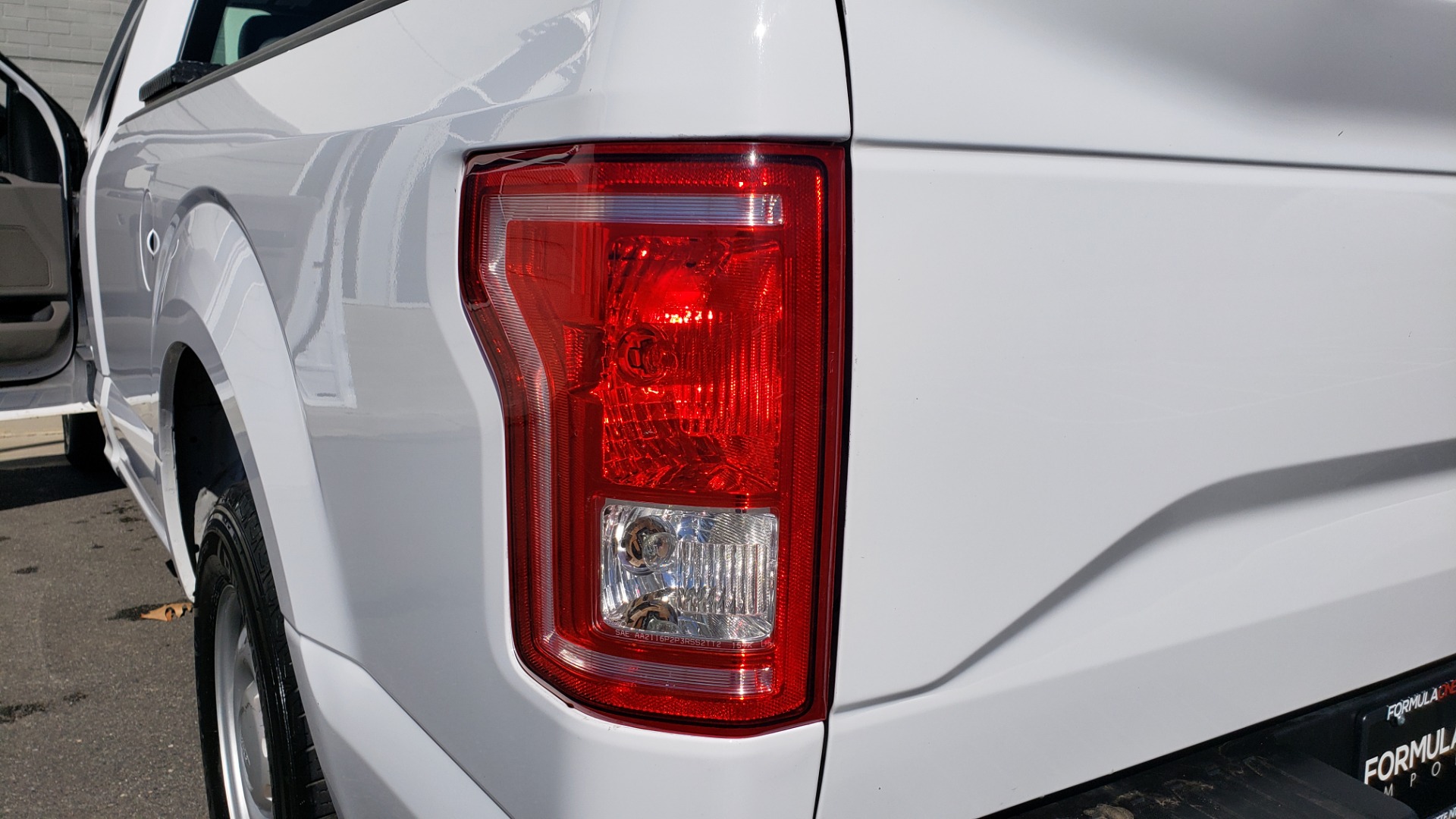 Used 2016 Ford F-150 XL / 2WD / V6 / AUTO / LONG BED / 141IN WB / WORK TRUCK for sale Sold at Formula Imports in Charlotte NC 28227 28