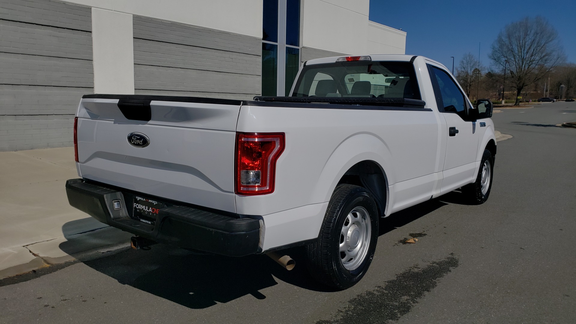 Used 2016 Ford F-150 XL / 2WD / V6 / AUTO / LONG BED / 141IN WB / WORK TRUCK for sale Sold at Formula Imports in Charlotte NC 28227 6