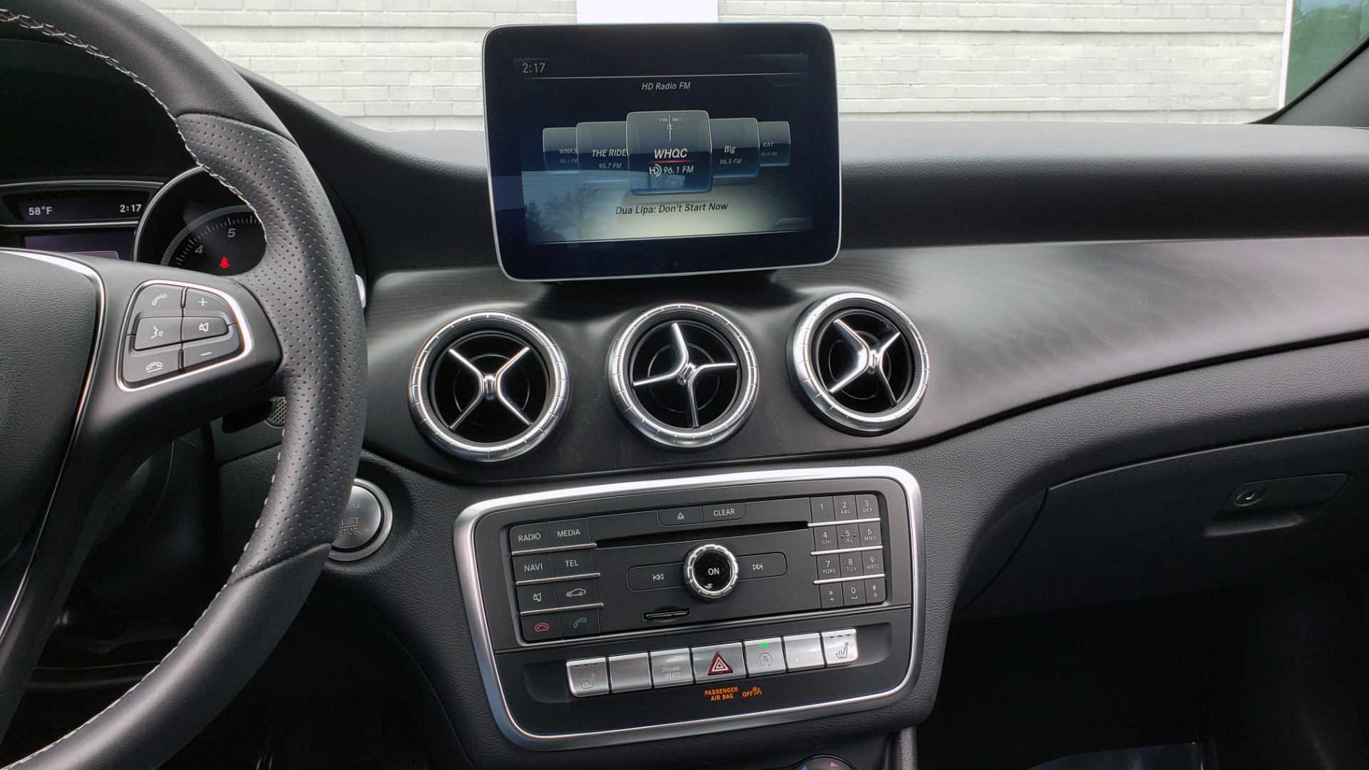 Used 2018 Mercedes-Benz CLA 250 PREMIUM / NAV / PANO-ROOF / APPLE CARPLAY / REARVIEW for sale Sold at Formula Imports in Charlotte NC 28227 44