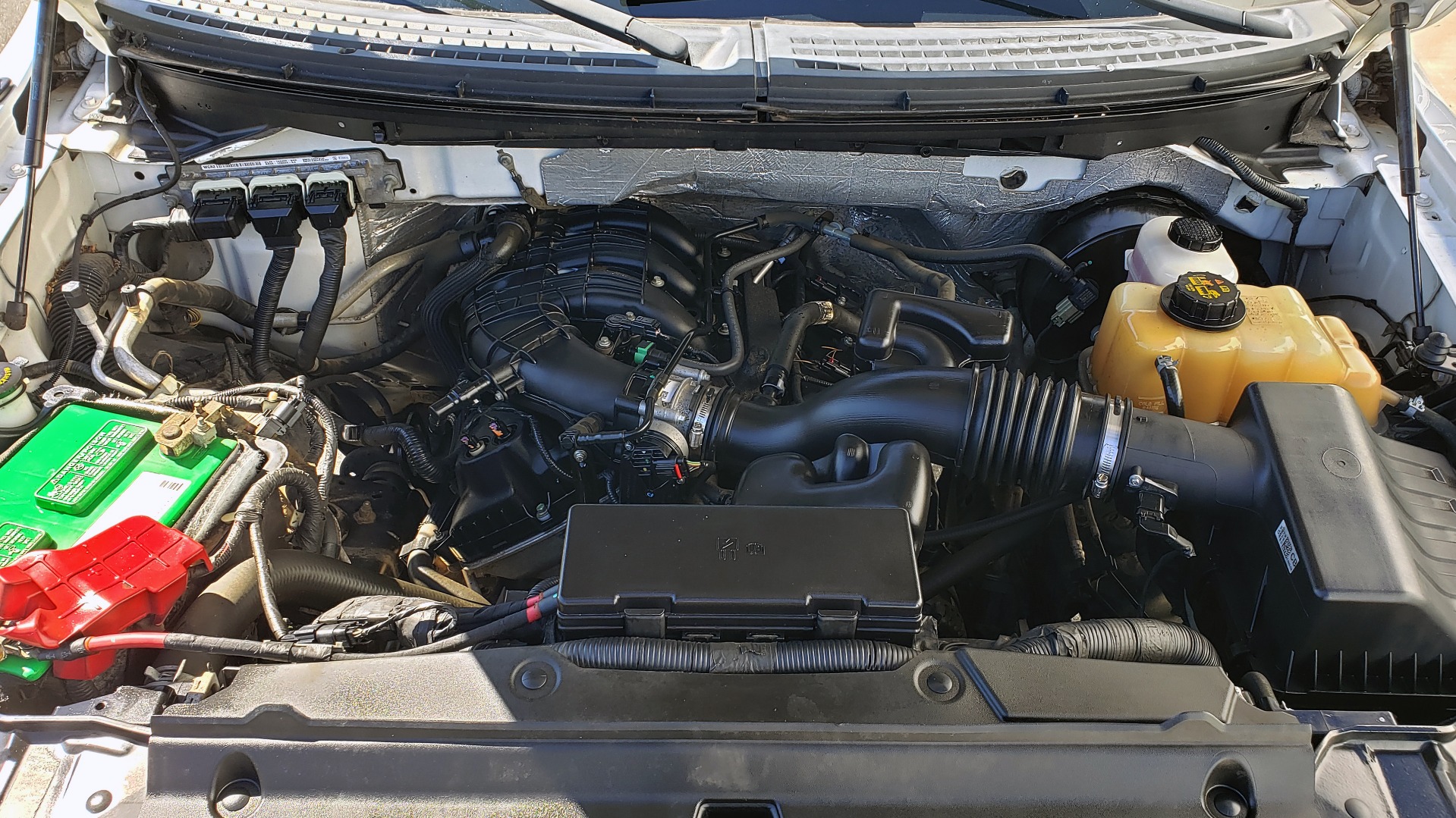 Used 2013 Ford F-150 XL / 2WD / V6 / AUTO / LONG BED / 145IN WB / WORK TRUCK for sale Sold at Formula Imports in Charlotte NC 28227 18