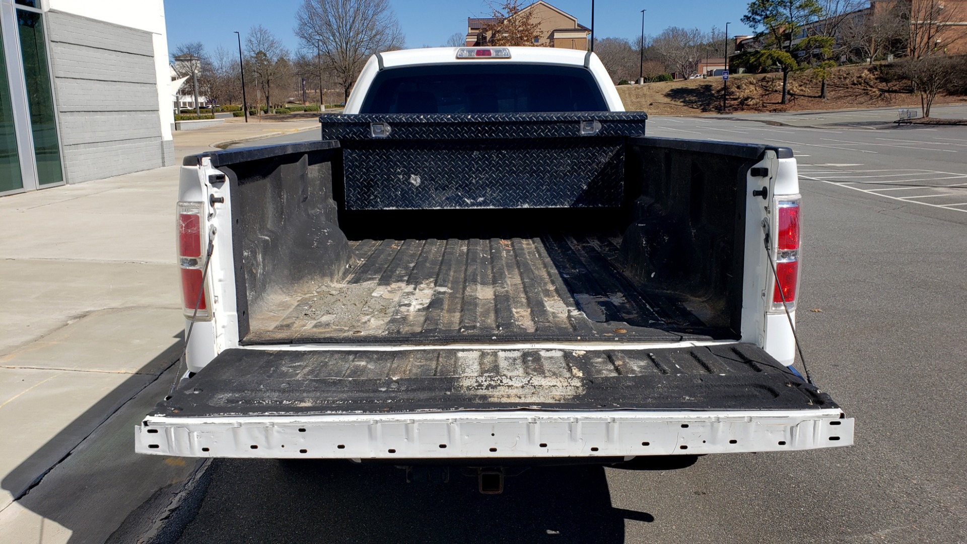Used 2013 Ford F-150 XL / 2WD / V6 / AUTO / LONG BED / 145IN WB / WORK TRUCK for sale Sold at Formula Imports in Charlotte NC 28227 22