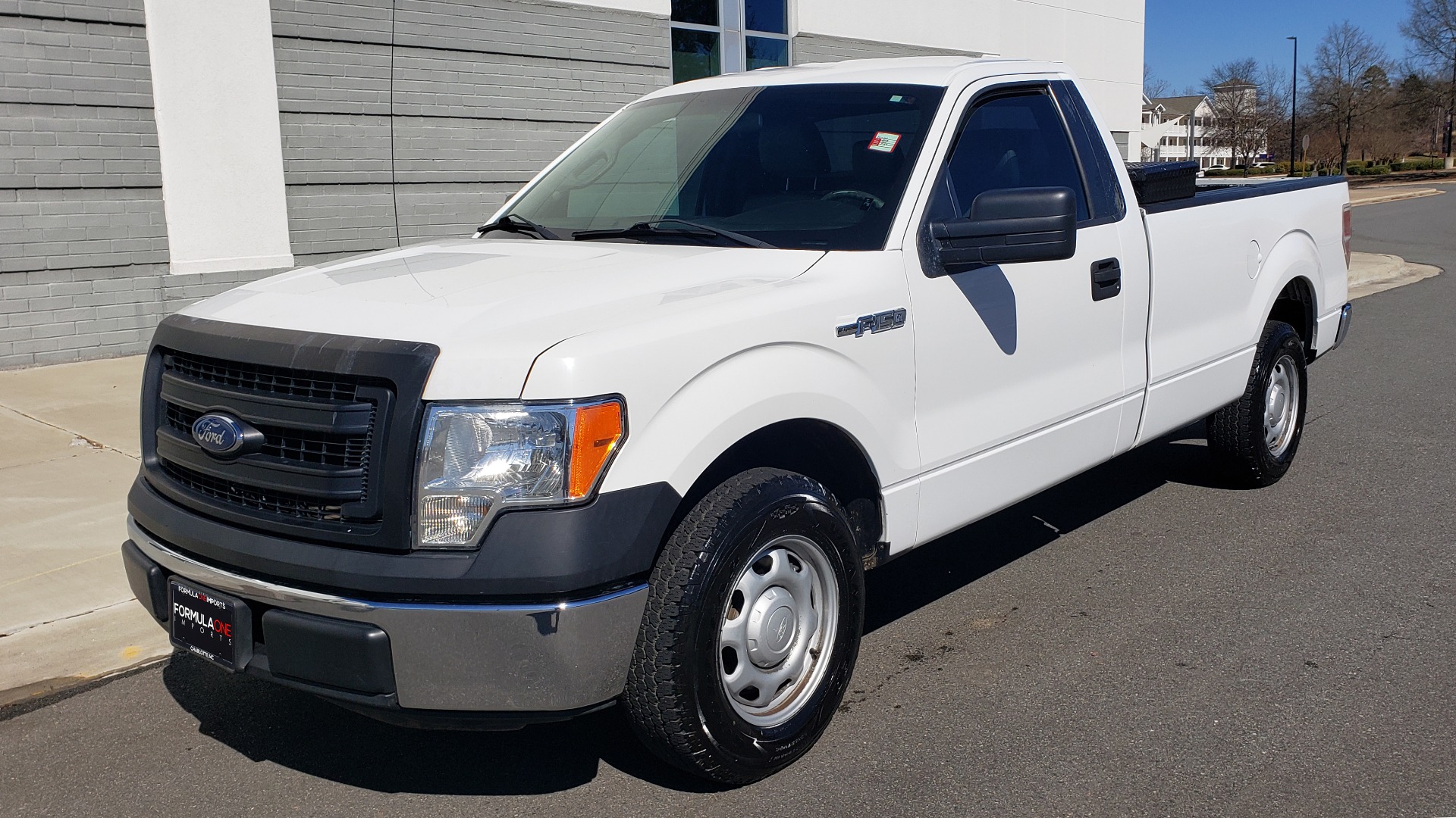 Used 2013 Ford F-150 XL / 2WD / V6 / AUTO / LONG BED / 145IN WB / WORK TRUCK for sale Sold at Formula Imports in Charlotte NC 28227 4