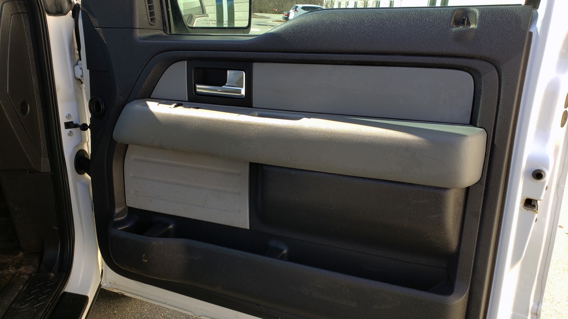 Used 2013 Ford F-150 XL / 2WD / V6 / AUTO / LONG BED / 145IN WB / WORK TRUCK for sale Sold at Formula Imports in Charlotte NC 28227 46