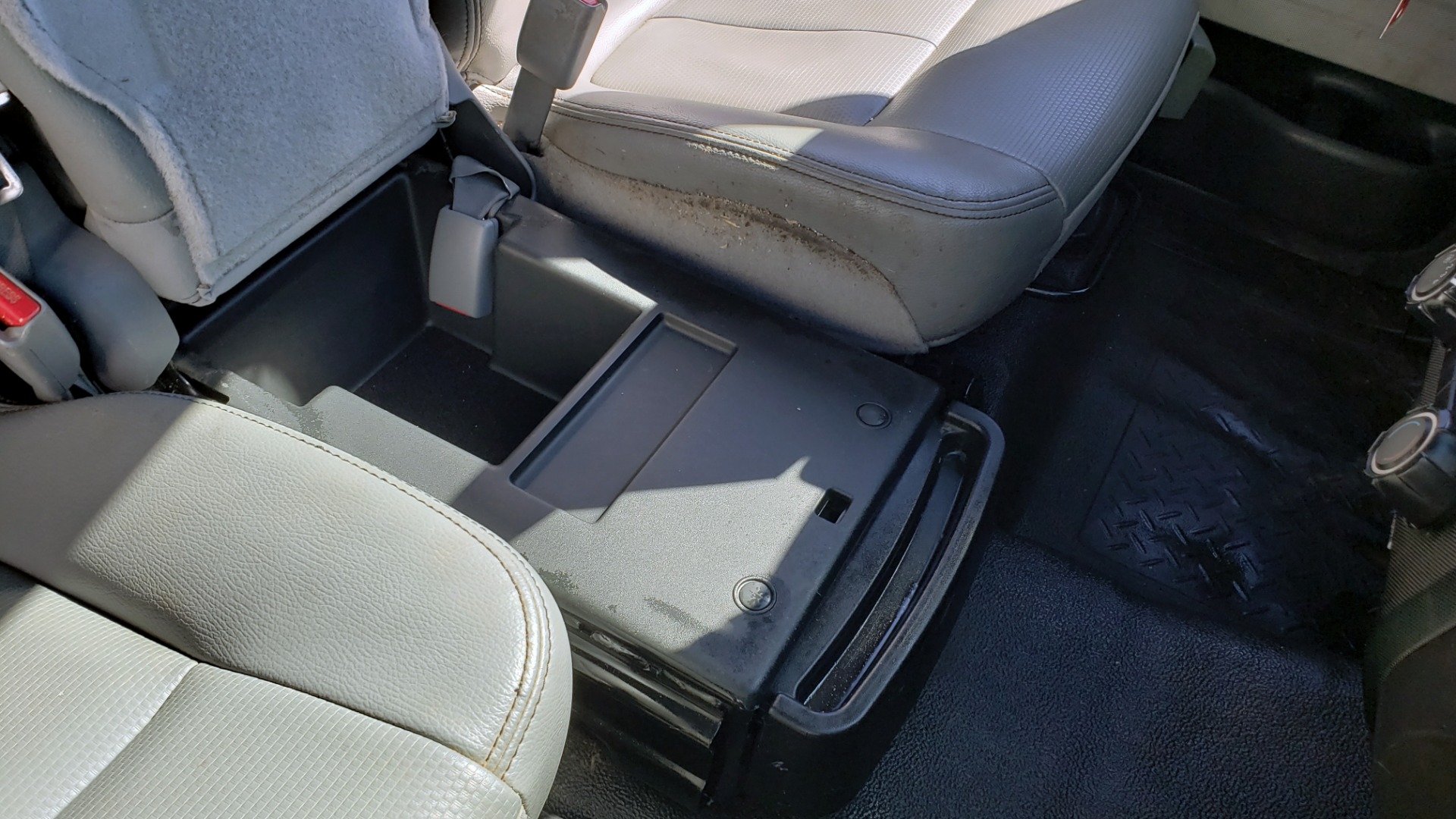 Used 2013 Ford F-150 XL / 2WD / V6 / AUTO / LONG BED / 145IN WB / WORK TRUCK for sale Sold at Formula Imports in Charlotte NC 28227 49