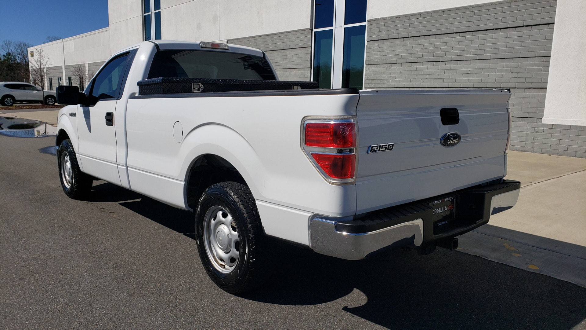 Used 2013 Ford F-150 XL / 2WD / V6 / AUTO / LONG BED / 145IN WB / WORK TRUCK for sale Sold at Formula Imports in Charlotte NC 28227 6