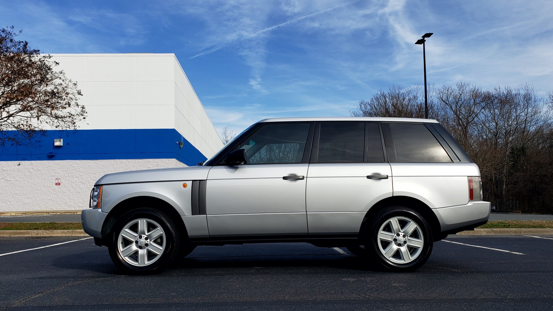 Used 2005 Land Rover RANGE ROVER HSE / V8 / NAV / SUNROOF / HTD STS / HTD STRNG WHL for sale Sold at Formula Imports in Charlotte NC 28227 2