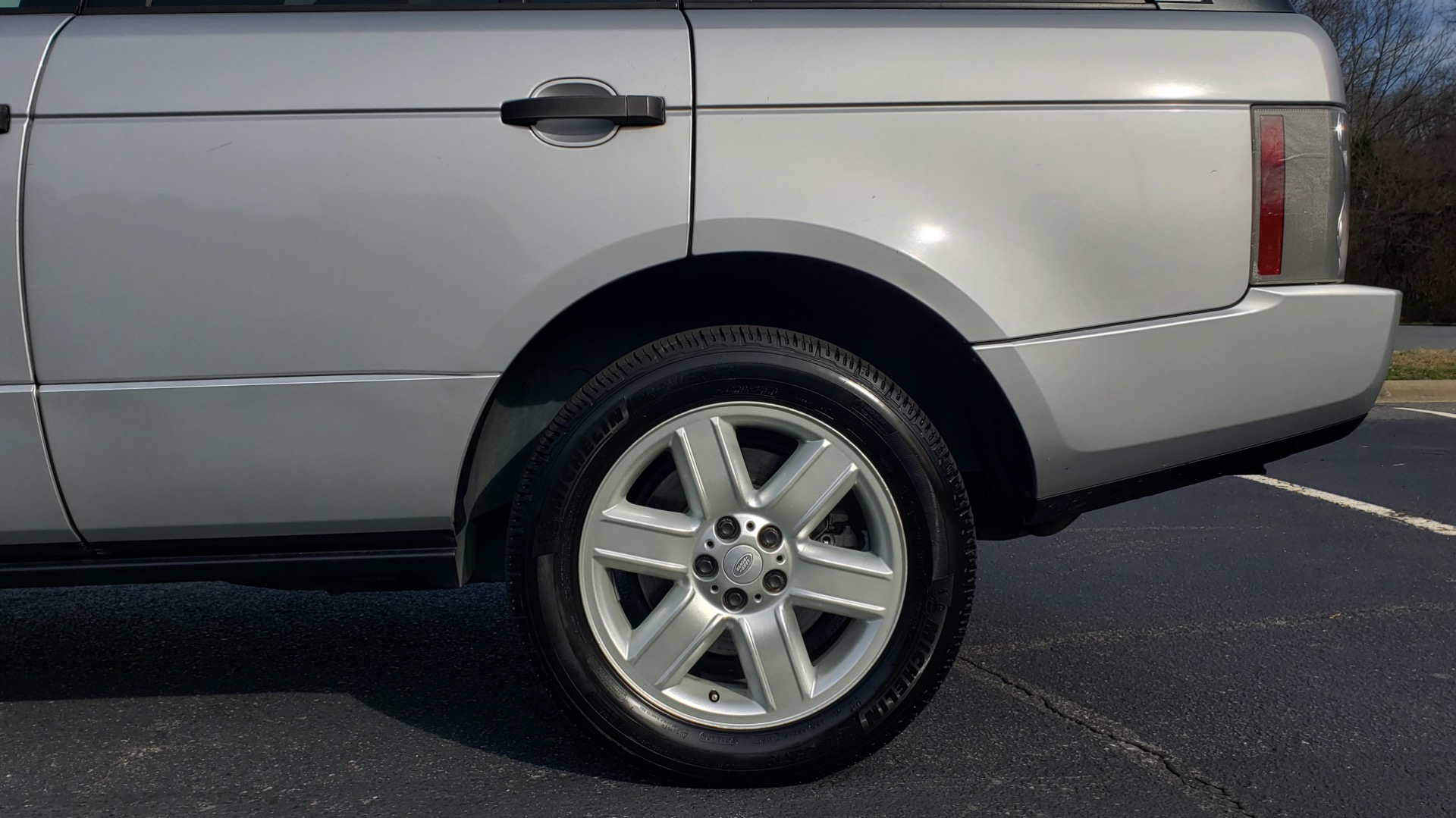 Used 2005 Land Rover RANGE ROVER HSE / V8 / NAV / SUNROOF / HTD STS / HTD STRNG WHL for sale Sold at Formula Imports in Charlotte NC 28227 76