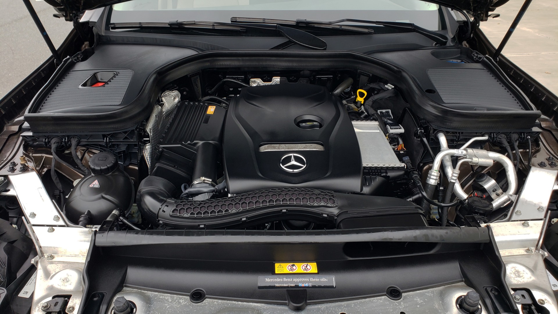 Used 2018 Mercedes-Benz GLC 300 4MATIC / PREM PKG / MULTIMEDIA / PANO-ROOF / BURMESTER for sale Sold at Formula Imports in Charlotte NC 28227 10