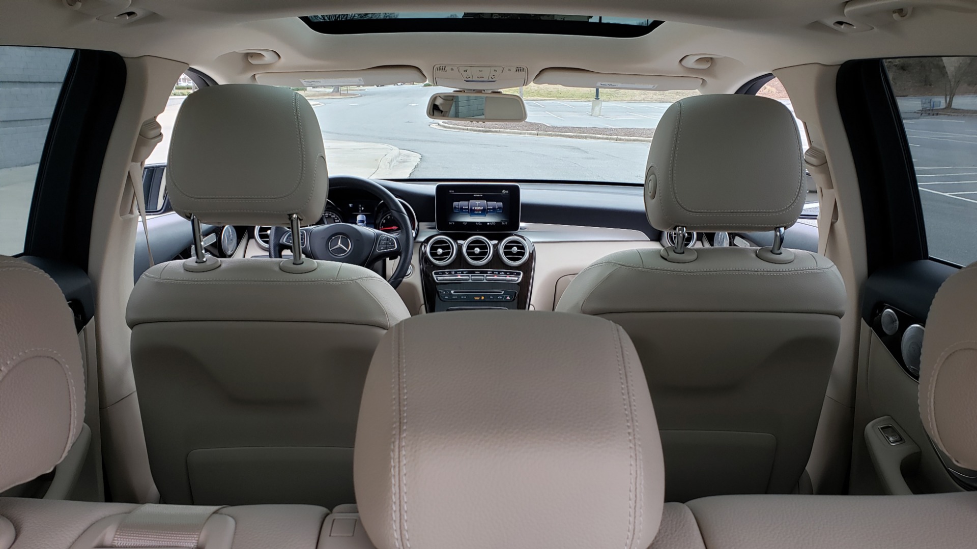 Used 2018 Mercedes-Benz GLC 300 4MATIC / PREM PKG / MULTIMEDIA / PANO-ROOF / BURMESTER for sale Sold at Formula Imports in Charlotte NC 28227 16