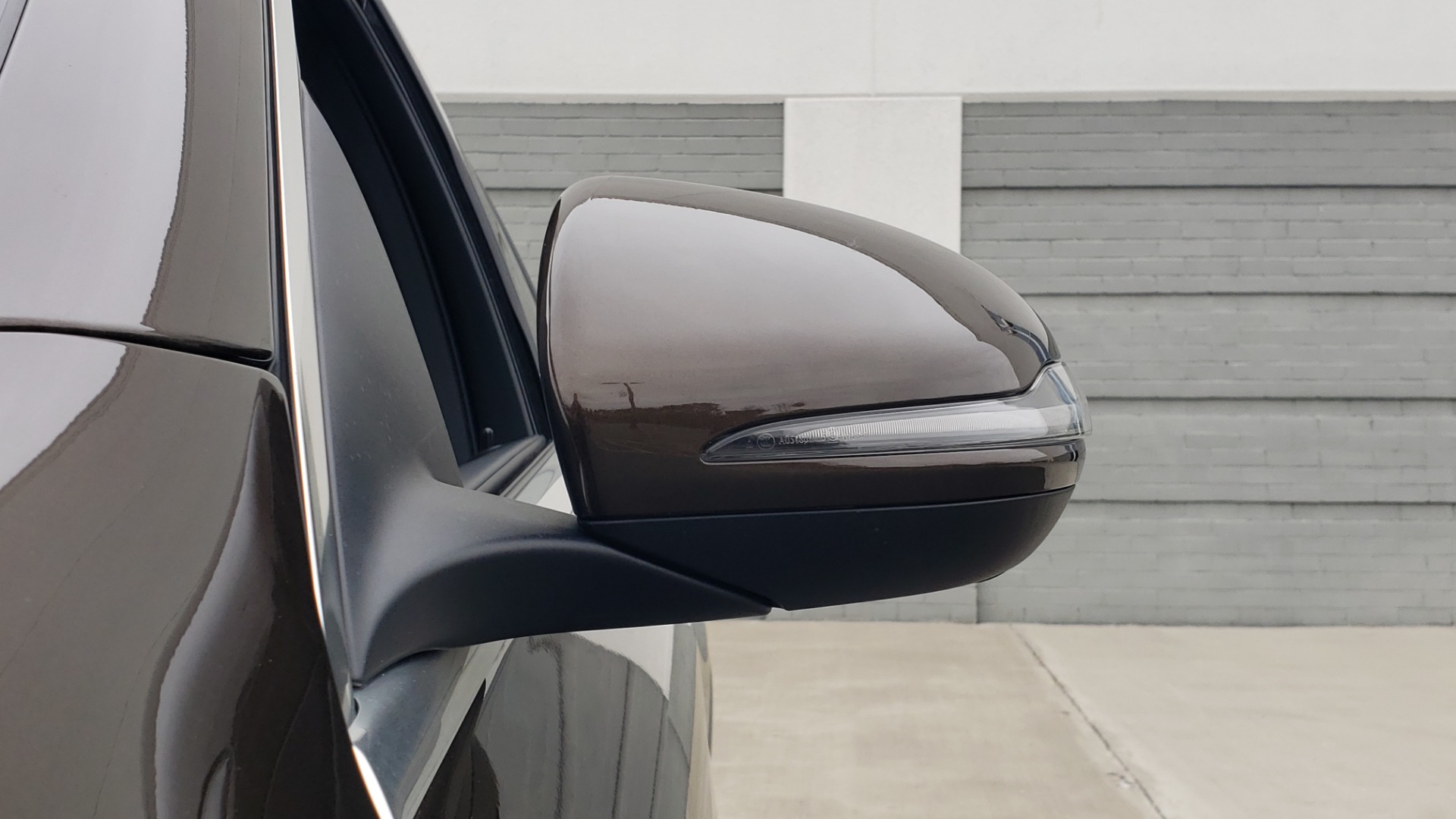Used 2018 Mercedes-Benz GLC 300 4MATIC / PREM PKG / MULTIMEDIA / PANO-ROOF / BURMESTER for sale Sold at Formula Imports in Charlotte NC 28227 23