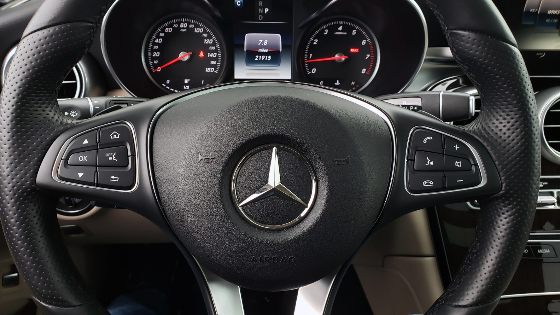 Used 2018 Mercedes-Benz GLC 300 4MATIC / PREM PKG / MULTIMEDIA / PANO-ROOF / BURMESTER for sale Sold at Formula Imports in Charlotte NC 28227 37