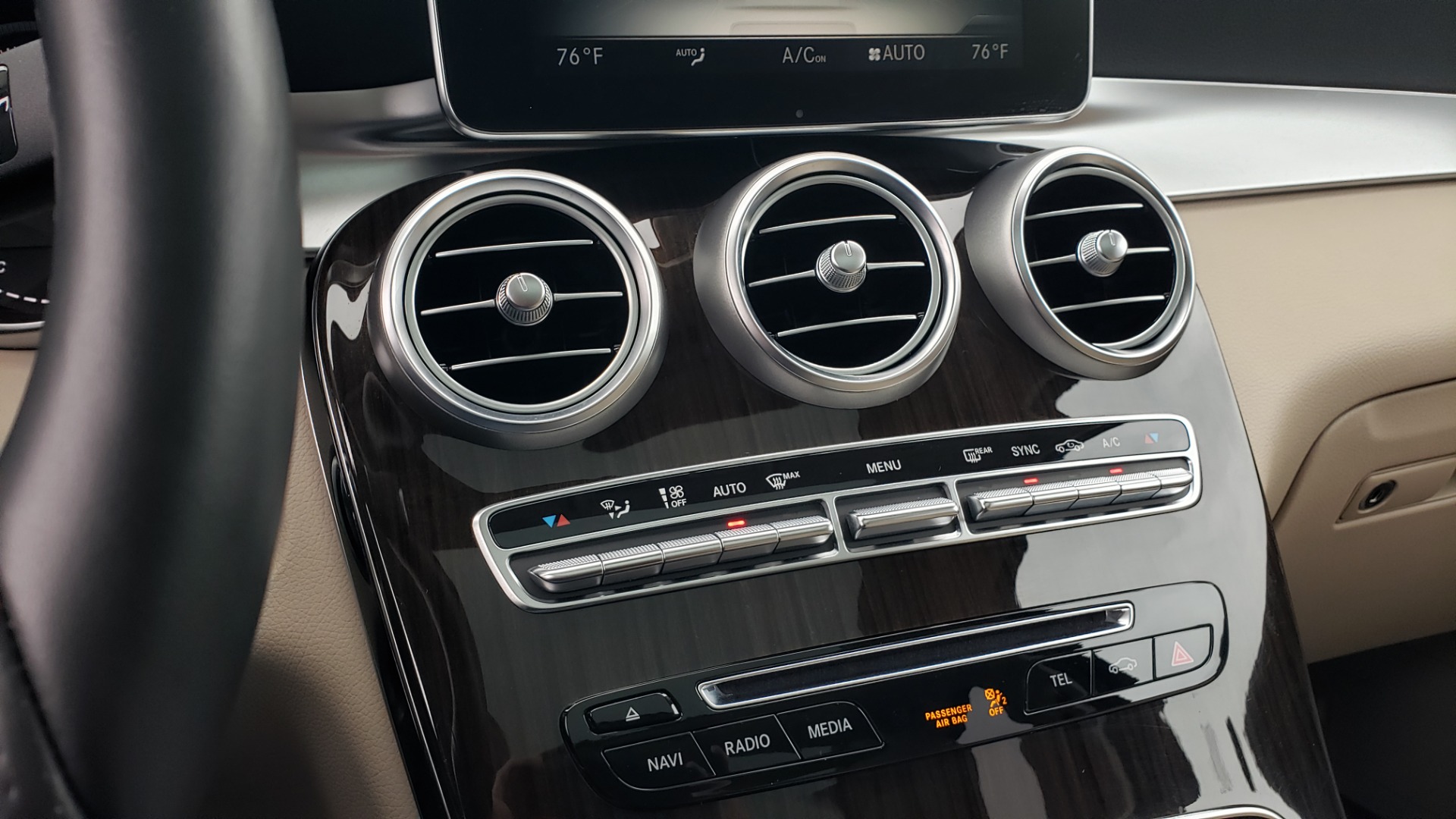 Used 2018 Mercedes-Benz GLC 300 4MATIC / PREM PKG / MULTIMEDIA / PANO-ROOF / BURMESTER for sale Sold at Formula Imports in Charlotte NC 28227 46