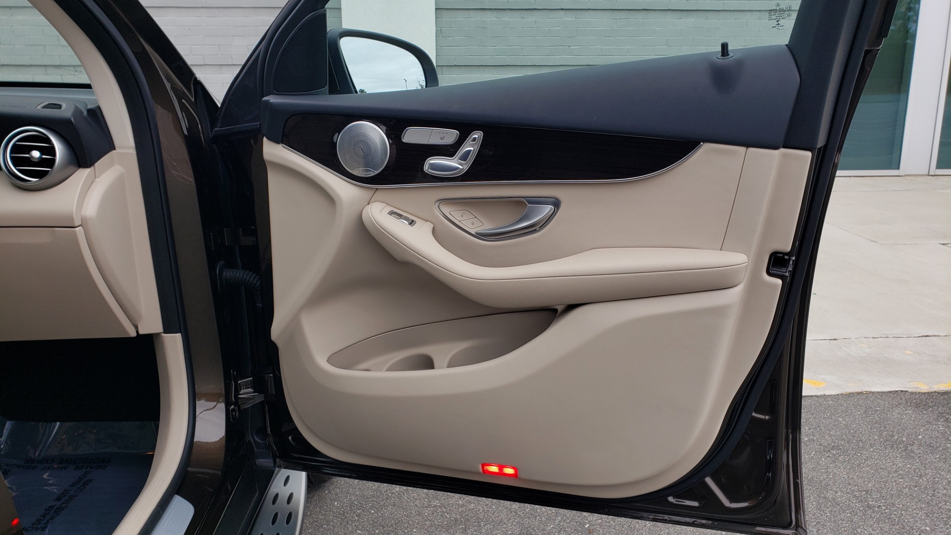 Used 2018 Mercedes-Benz GLC 300 4MATIC / PREM PKG / MULTIMEDIA / PANO-ROOF / BURMESTER for sale Sold at Formula Imports in Charlotte NC 28227 61