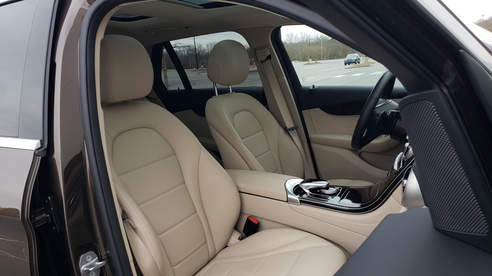Used 2018 Mercedes-Benz GLC 300 4MATIC / PREM PKG / MULTIMEDIA / PANO-ROOF / BURMESTER for sale Sold at Formula Imports in Charlotte NC 28227 64