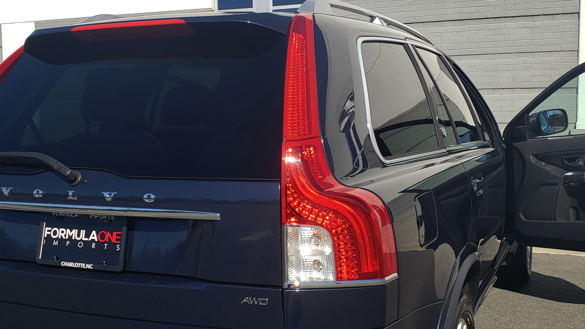 Used 2013 Volvo XC90 PREMIUM PLUS / AWD / HEATED SEATS / SUNROOF / 3-ROW / REARVIEW for sale Sold at Formula Imports in Charlotte NC 28227 30