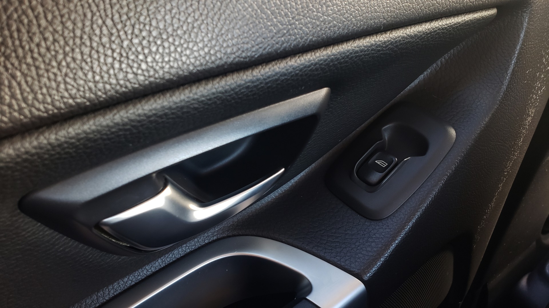 Used 2013 Volvo XC90 PREMIUM PLUS / AWD / HEATED SEATS / SUNROOF / 3-ROW / REARVIEW for sale Sold at Formula Imports in Charlotte NC 28227 63