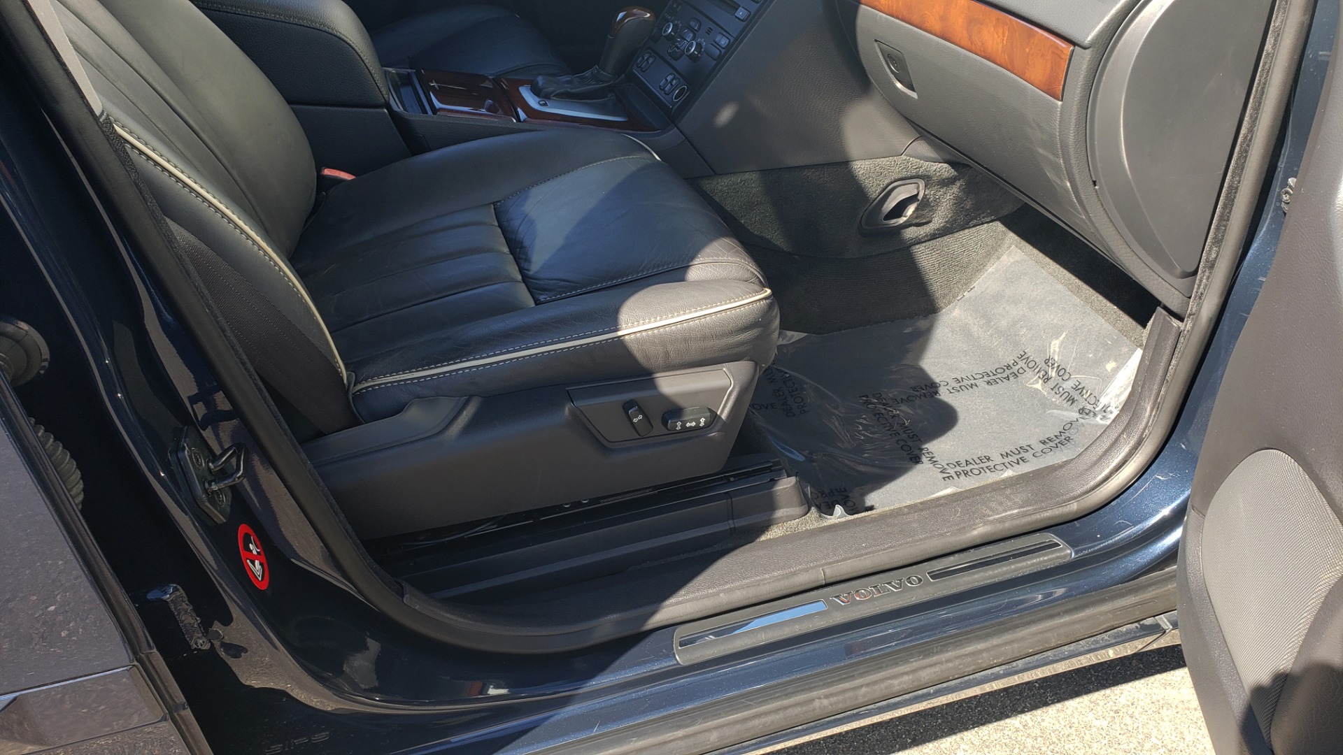 Used 2013 Volvo XC90 PREMIUM PLUS / AWD / HEATED SEATS / SUNROOF / 3-ROW / REARVIEW for sale Sold at Formula Imports in Charlotte NC 28227 71