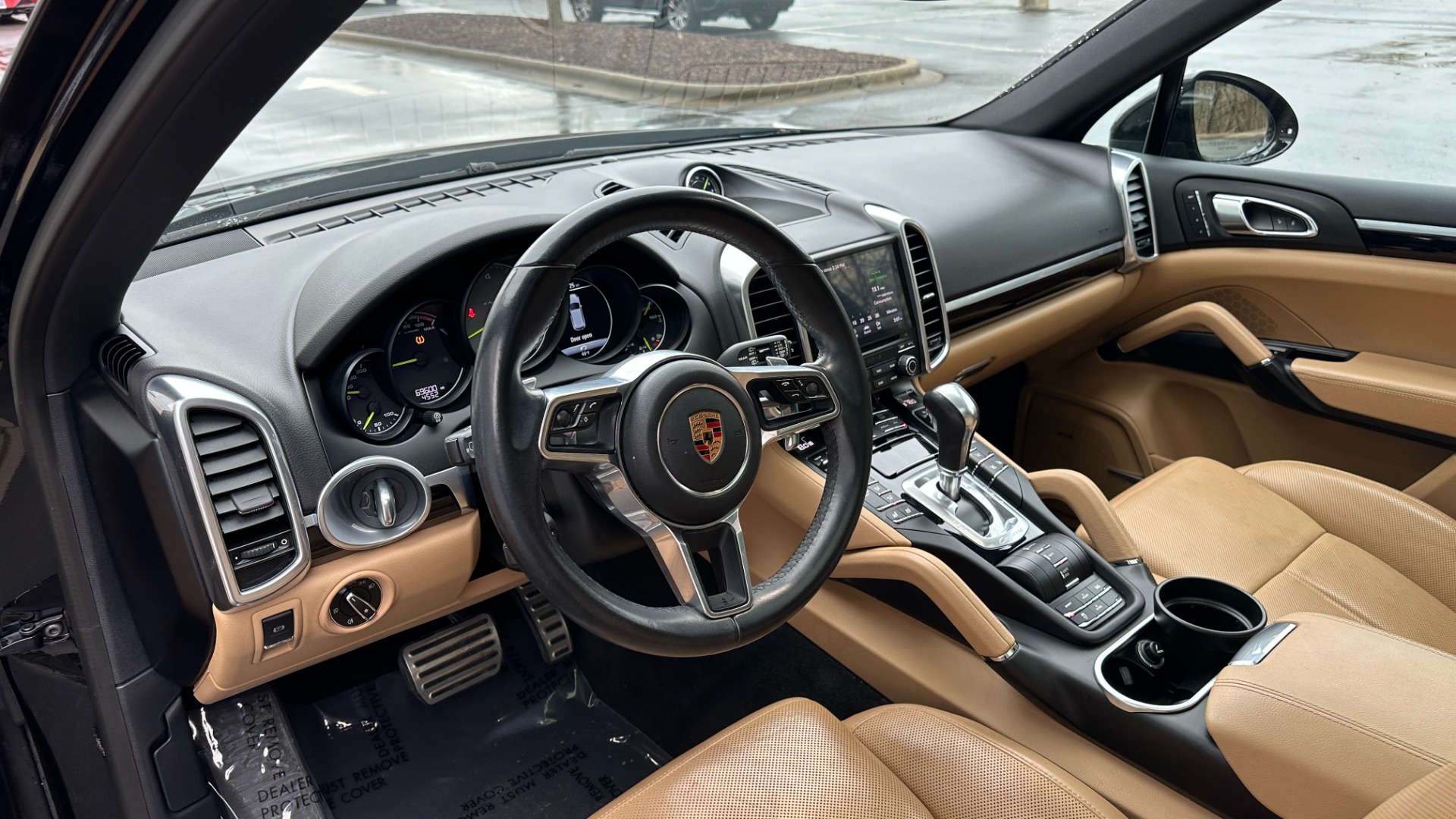 Used 2017 Porsche Cayenne S E-Hybrid PLATINUM / PREMIUM PLUS / SAFETY ASSIST for sale Sold at Formula Imports in Charlotte NC 28227 11