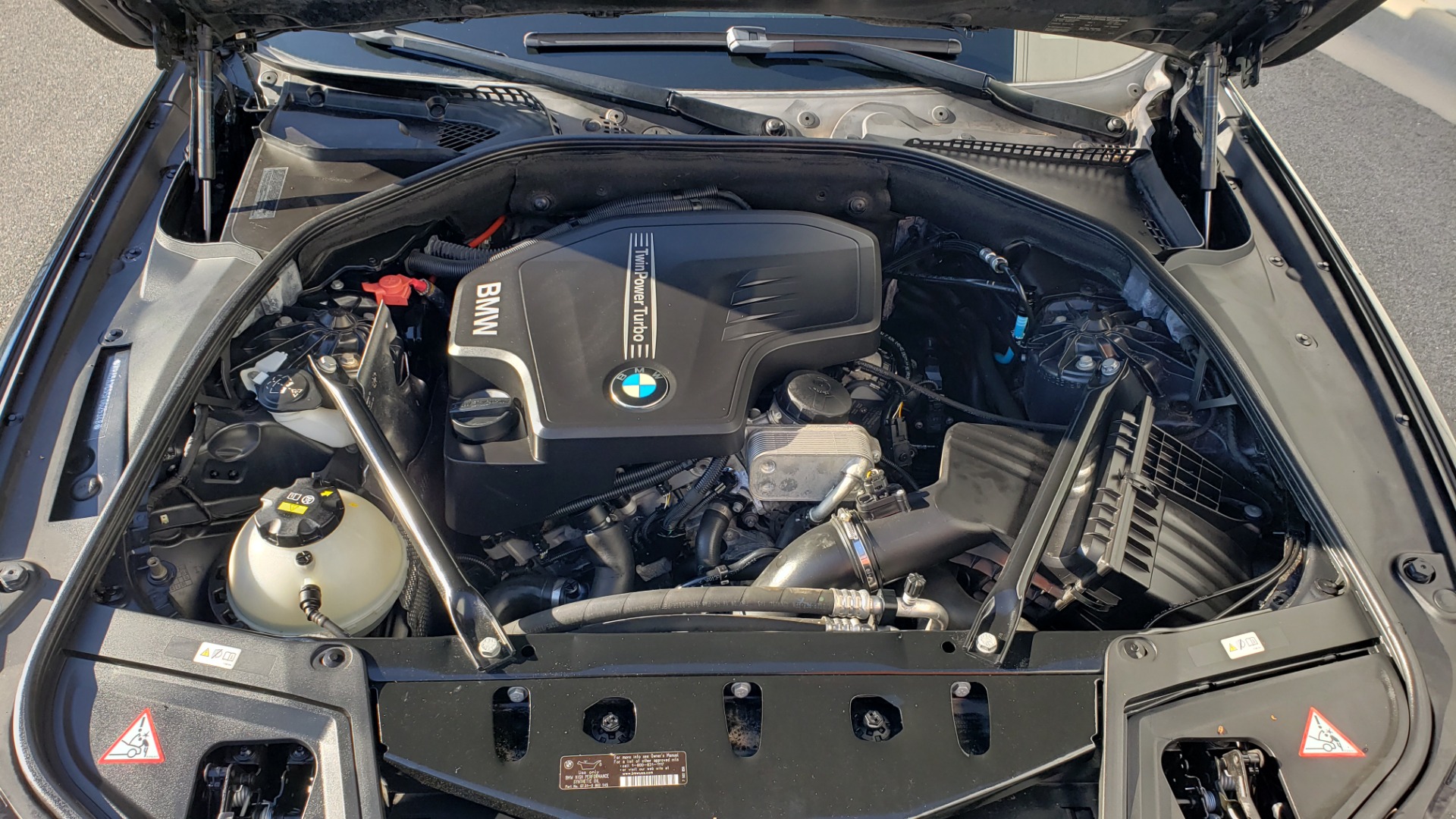 Used 2015 BMW 5 SERIES 528IXDRIVE PREMIUM / CLD WTHR / DRVR ASST PKG / HTD STS for sale Sold at Formula Imports in Charlotte NC 28227 10