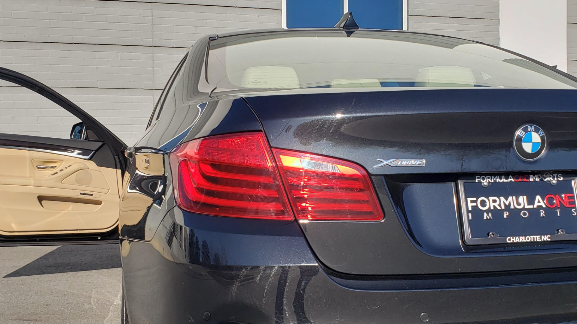 Used 2015 BMW 5 SERIES 528IXDRIVE PREMIUM / CLD WTHR / DRVR ASST PKG / HTD STS for sale Sold at Formula Imports in Charlotte NC 28227 25