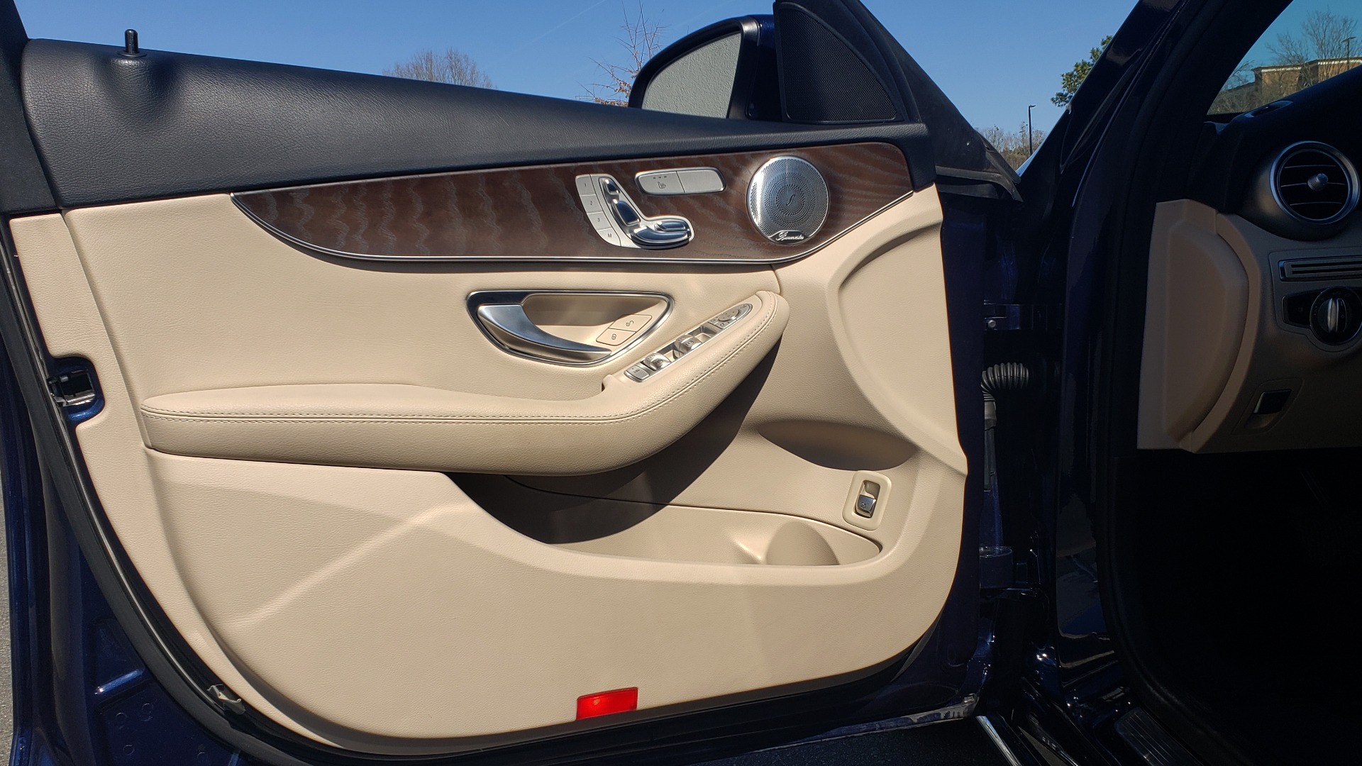 Used 2018 Mercedes-Benz C-CLASS C 300 PREMIUM / SUNROOF / BURMESTER / BSM / REARVIEW for sale Sold at Formula Imports in Charlotte NC 28227 26