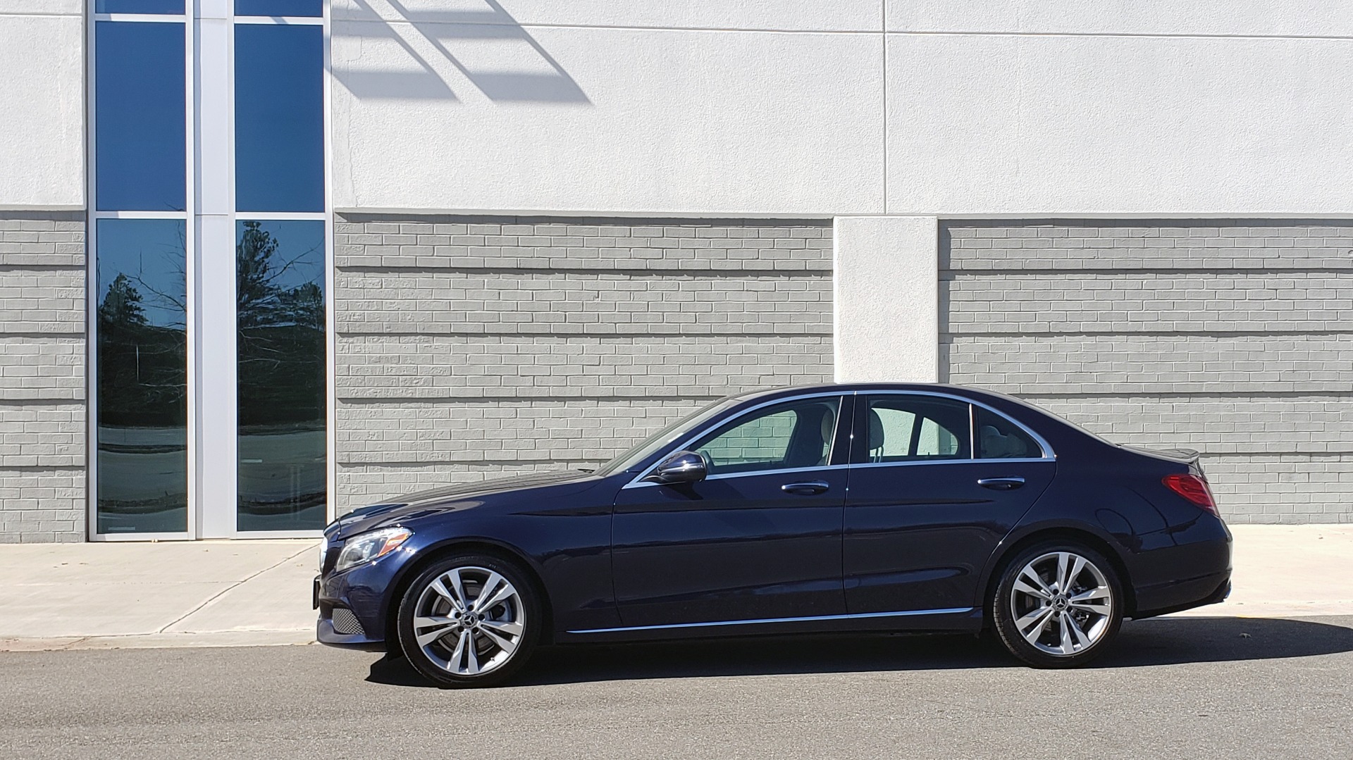 Used 2018 Mercedes-Benz C-CLASS C 300 PREMIUM / SUNROOF / BURMESTER / BSM / REARVIEW for sale Sold at Formula Imports in Charlotte NC 28227 3
