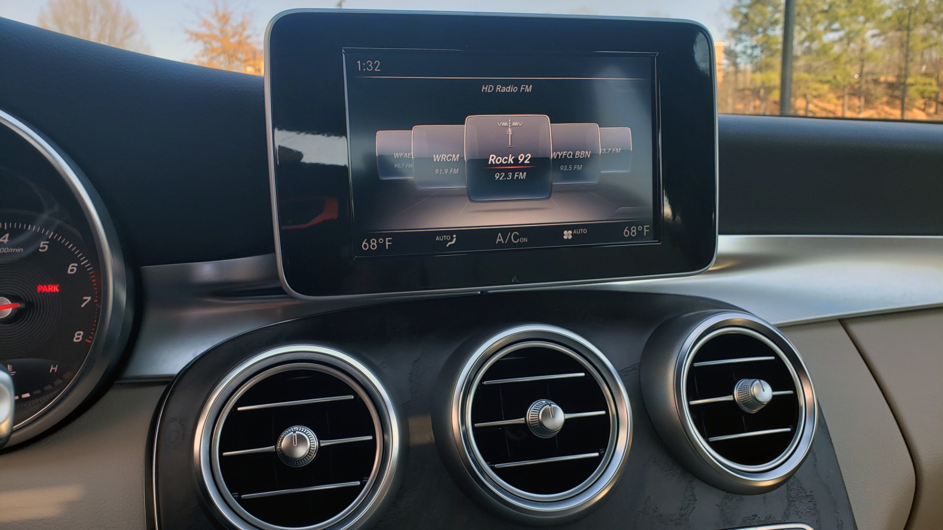 Used 2018 Mercedes-Benz C-CLASS C 300 PREMIUM / SUNROOF / BURMESTER / BSM / REARVIEW for sale Sold at Formula Imports in Charlotte NC 28227 39