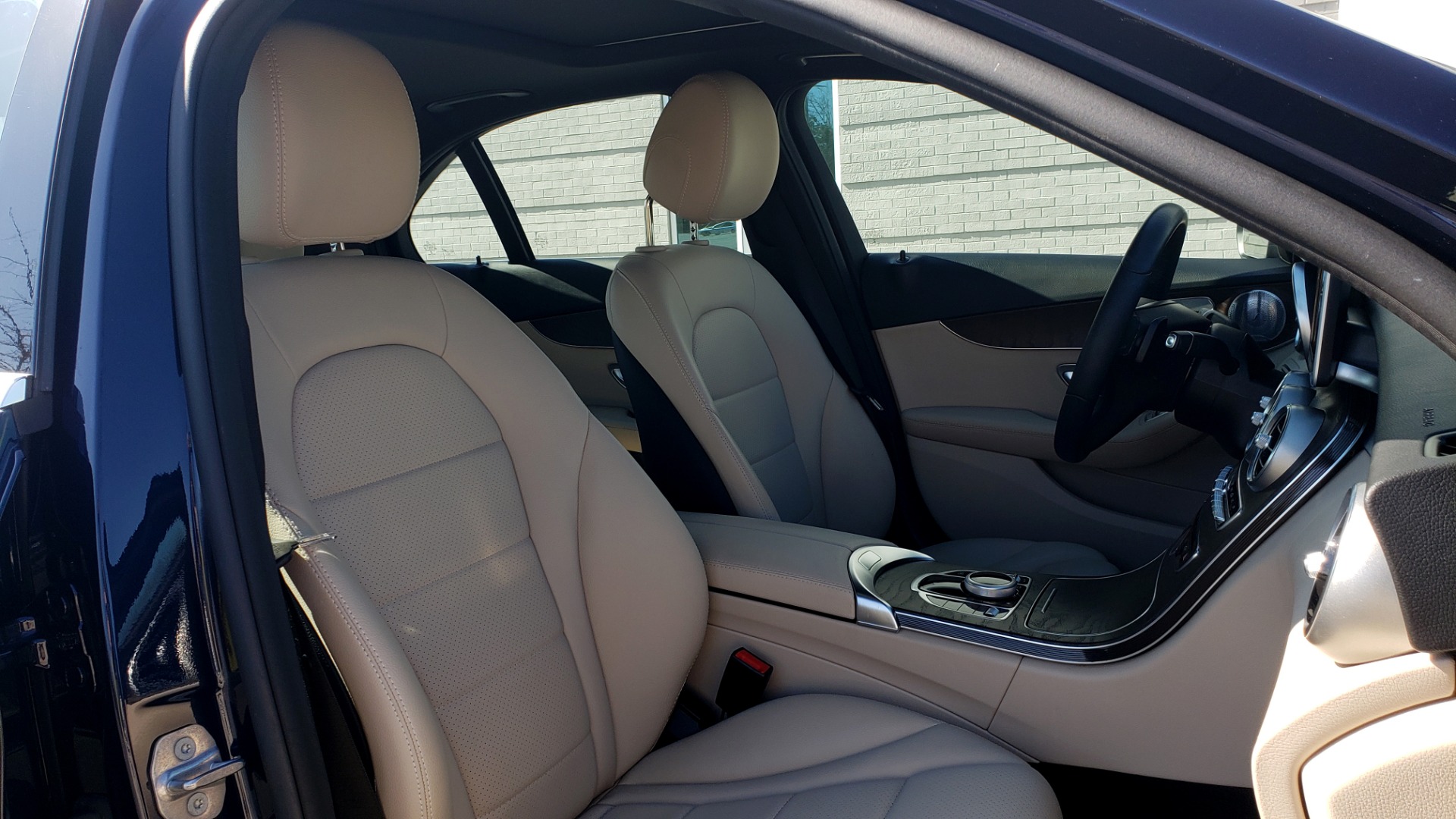 Used 2018 Mercedes-Benz C-CLASS C 300 PREMIUM / SUNROOF / BURMESTER / BSM / REARVIEW for sale Sold at Formula Imports in Charlotte NC 28227 59