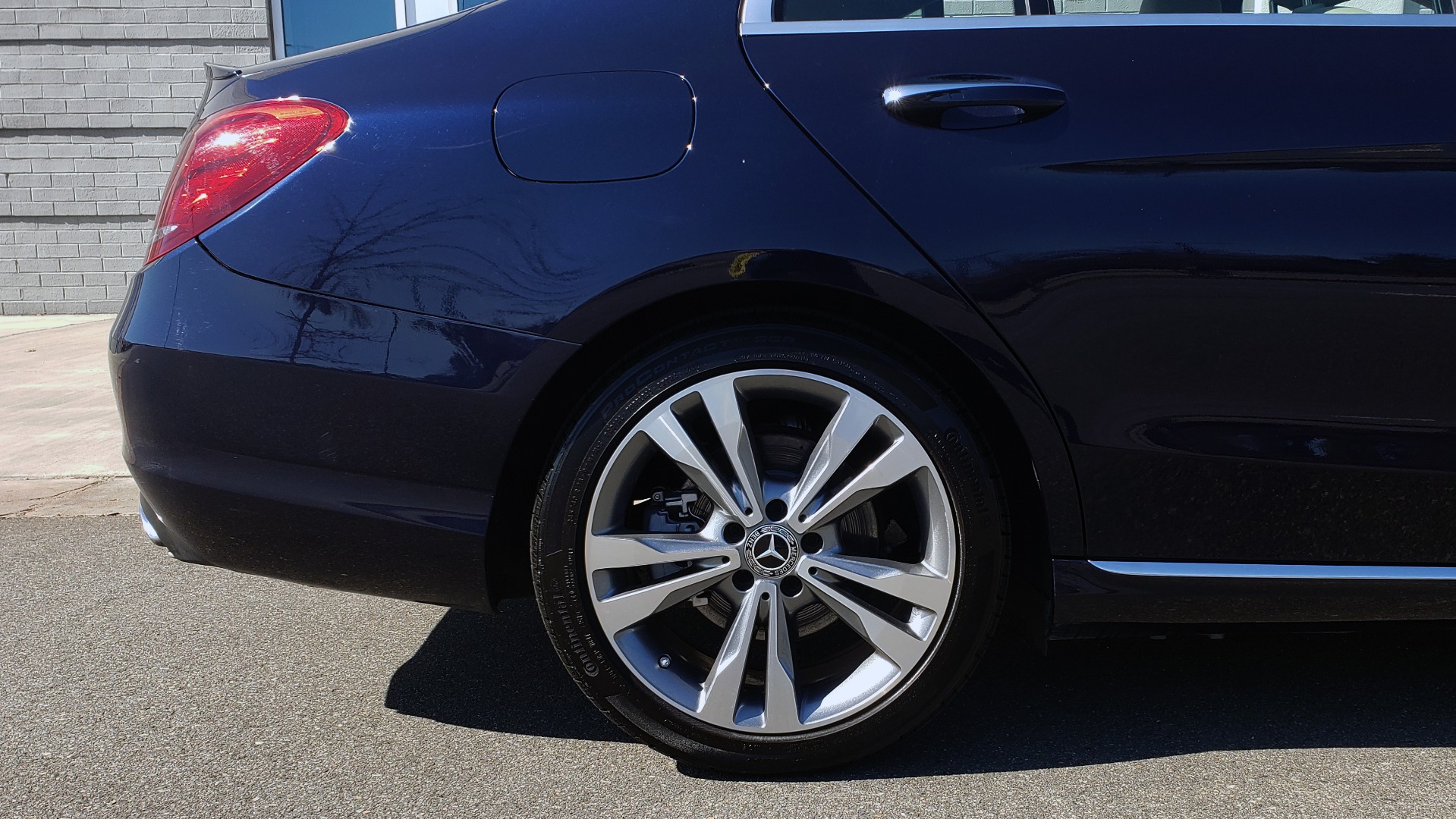 Used 2018 Mercedes-Benz C-CLASS C 300 PREMIUM / SUNROOF / BURMESTER / BSM / REARVIEW for sale Sold at Formula Imports in Charlotte NC 28227 72