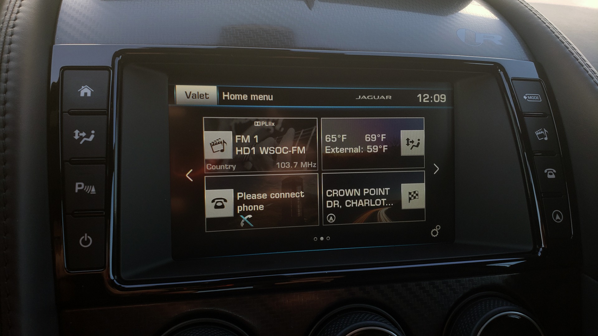 Used 2016 Jaguar F-TYPE R CONVERTIBLE / SC 5.0L 550HP / VISION PACK 3 / BSM / REARVIEW for sale Sold at Formula Imports in Charlotte NC 28227 100