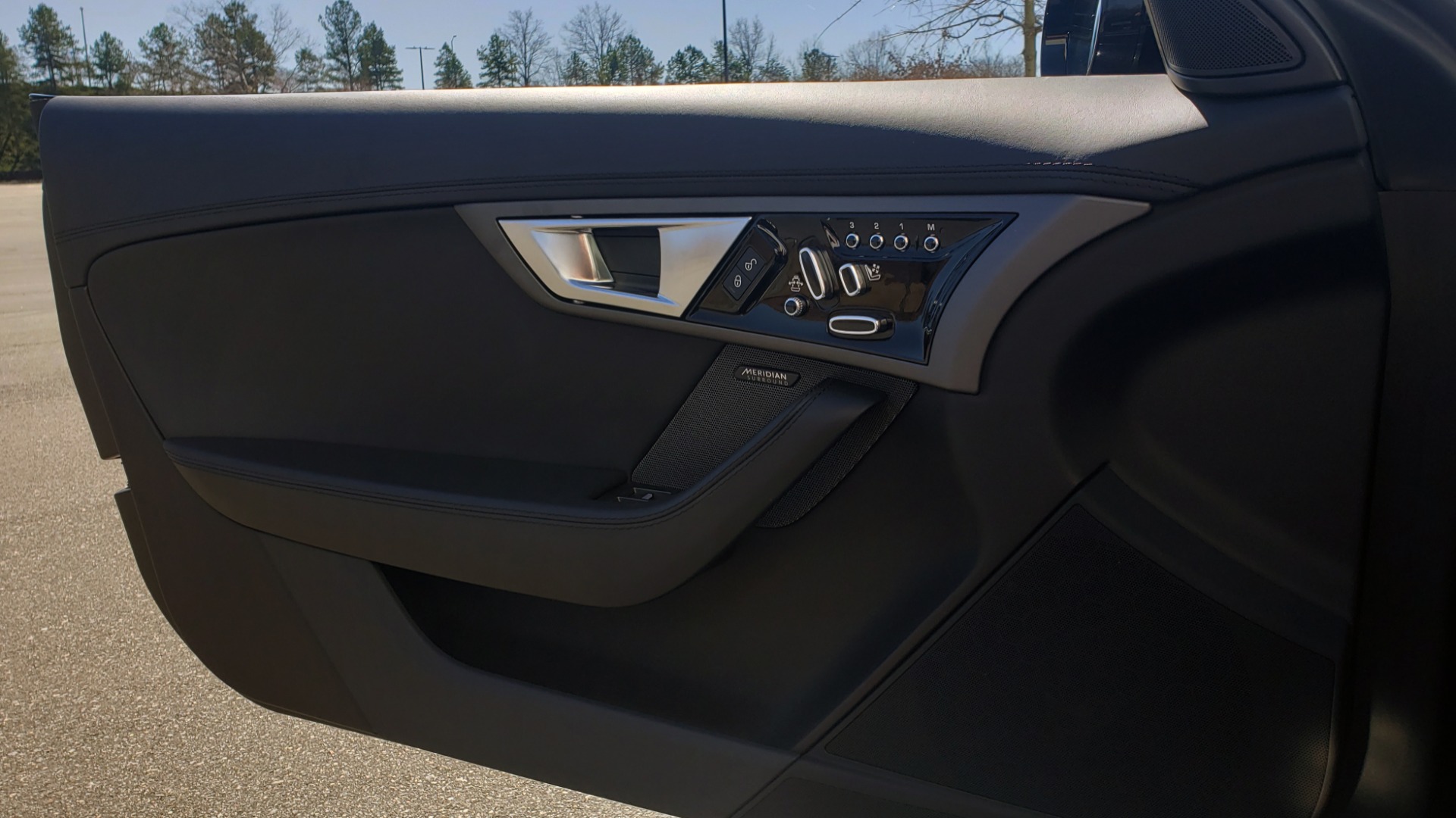 Used 2016 Jaguar F-TYPE R CONVERTIBLE / SC 5.0L 550HP / VISION PACK 3 / BSM / REARVIEW for sale Sold at Formula Imports in Charlotte NC 28227 25