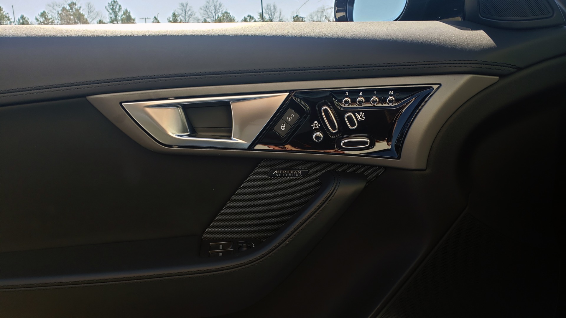Used 2016 Jaguar F-TYPE R CONVERTIBLE / SC 5.0L 550HP / VISION PACK 3 / BSM / REARVIEW for sale Sold at Formula Imports in Charlotte NC 28227 26