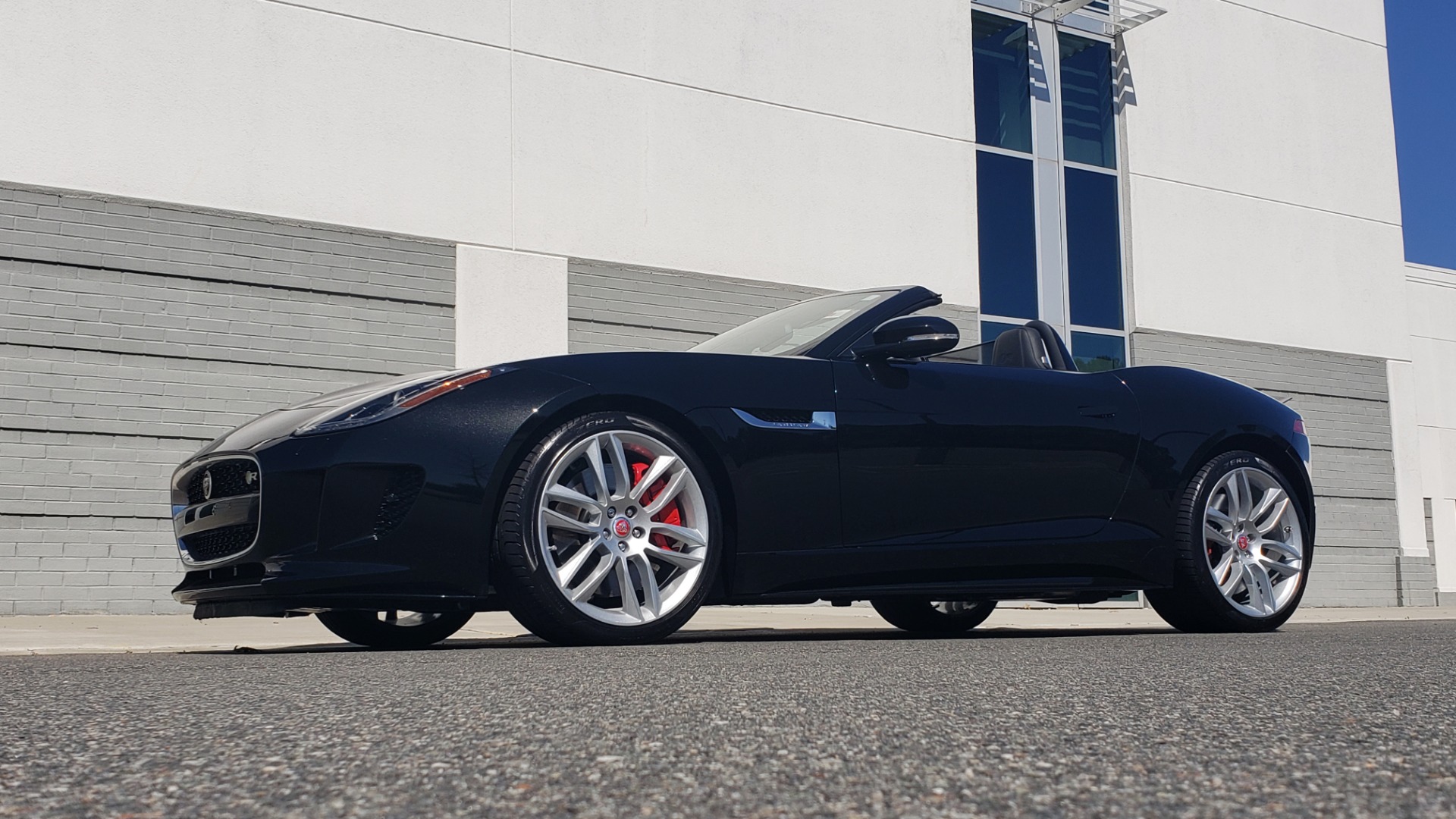 Used 2016 Jaguar F-TYPE R CONVERTIBLE / SC 5.0L 550HP / VISION PACK 3 / BSM / REARVIEW for sale Sold at Formula Imports in Charlotte NC 28227 3