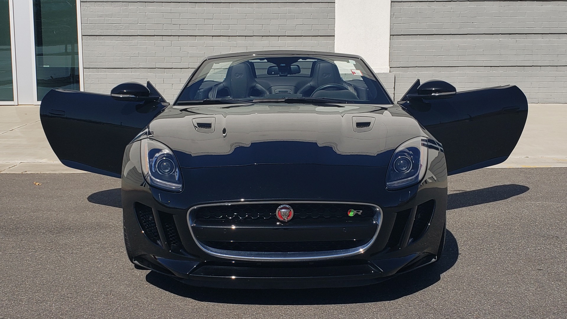 Used 2016 Jaguar F-TYPE R CONVERTIBLE / SC 5.0L 550HP / VISION PACK 3 / BSM / REARVIEW for sale Sold at Formula Imports in Charlotte NC 28227 58
