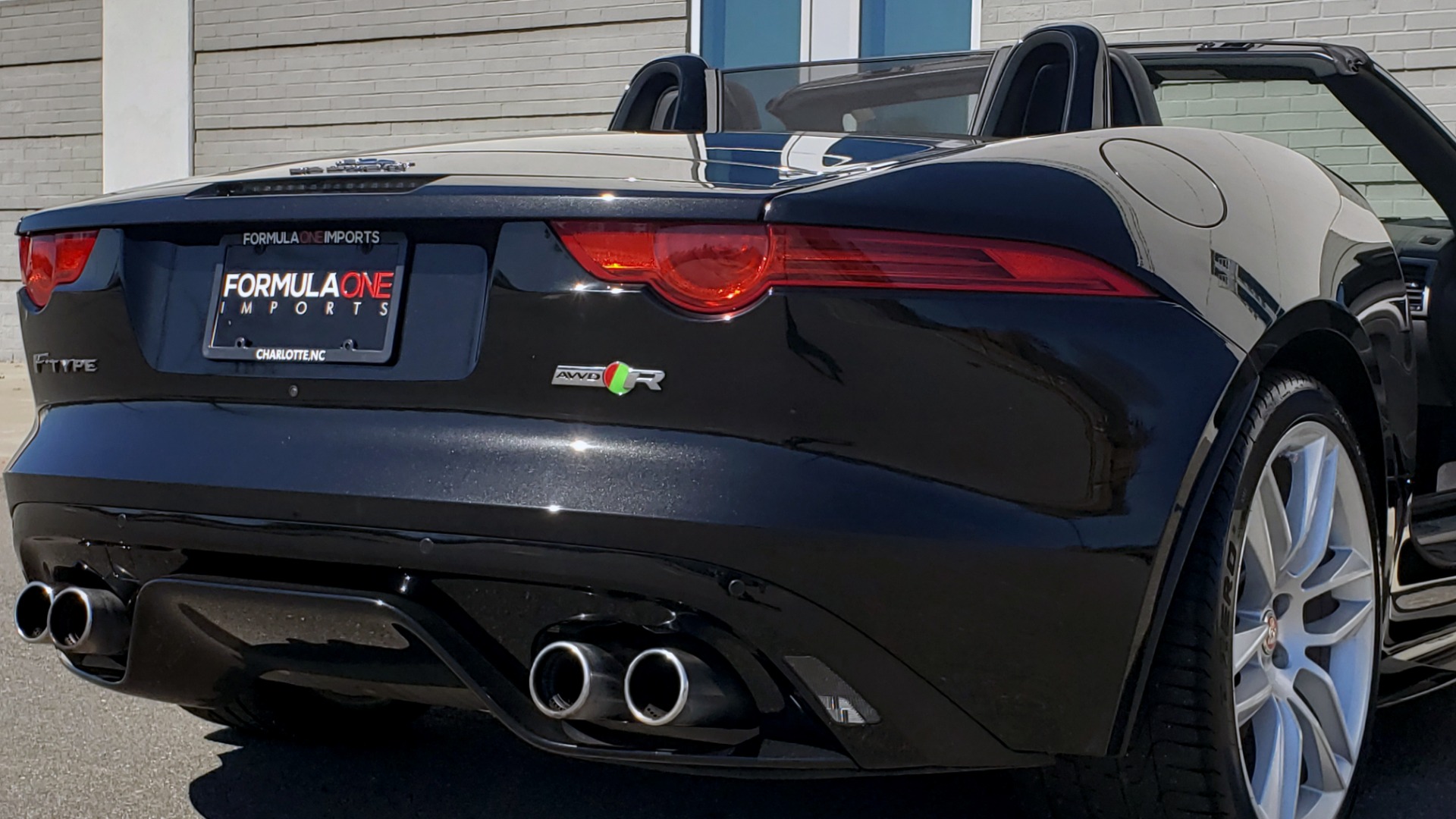 Used 2016 Jaguar F-TYPE R CONVERTIBLE / SC 5.0L 550HP / VISION PACK 3 / BSM / REARVIEW for sale Sold at Formula Imports in Charlotte NC 28227 77