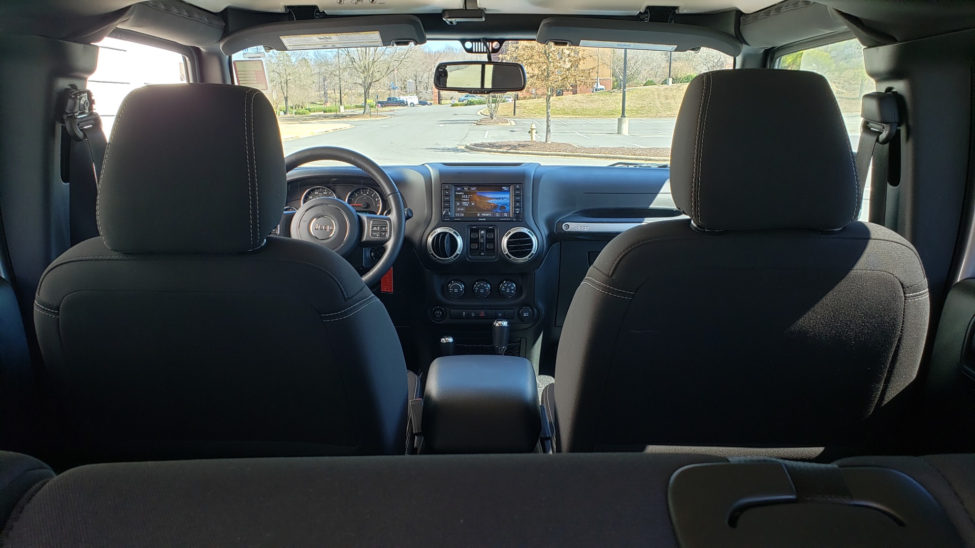 Used 2017 Jeep WRANGLER UNLIMITED SAHARA 4X4 / 3-PC FREEDOM TOP / 3.6L V6 / 5-SPD AUTO for sale Sold at Formula Imports in Charlotte NC 28227 23