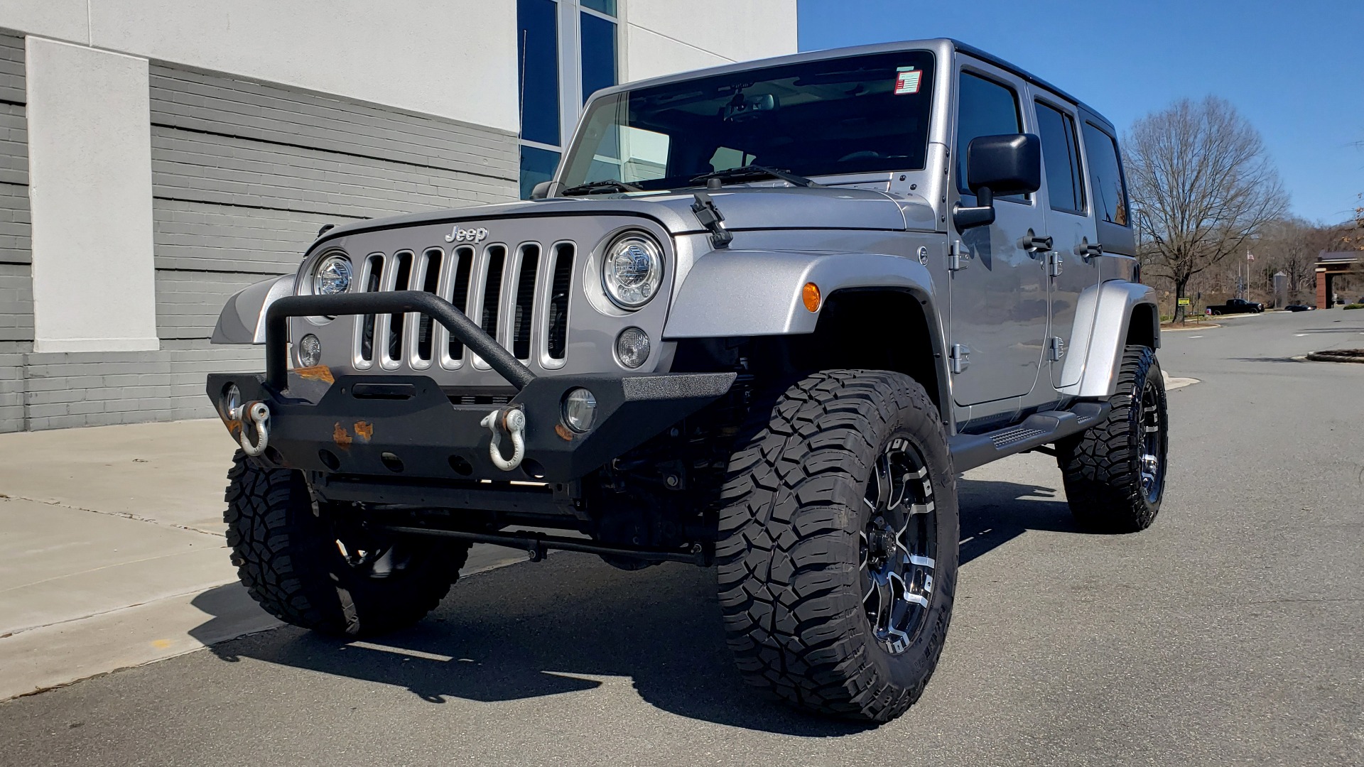 Used 2017 Jeep WRANGLER UNLIMITED SAHARA 4X4 / 3-PC FREEDOM TOP / 3.6L V6 / 5-SPD AUTO for sale Sold at Formula Imports in Charlotte NC 28227 1